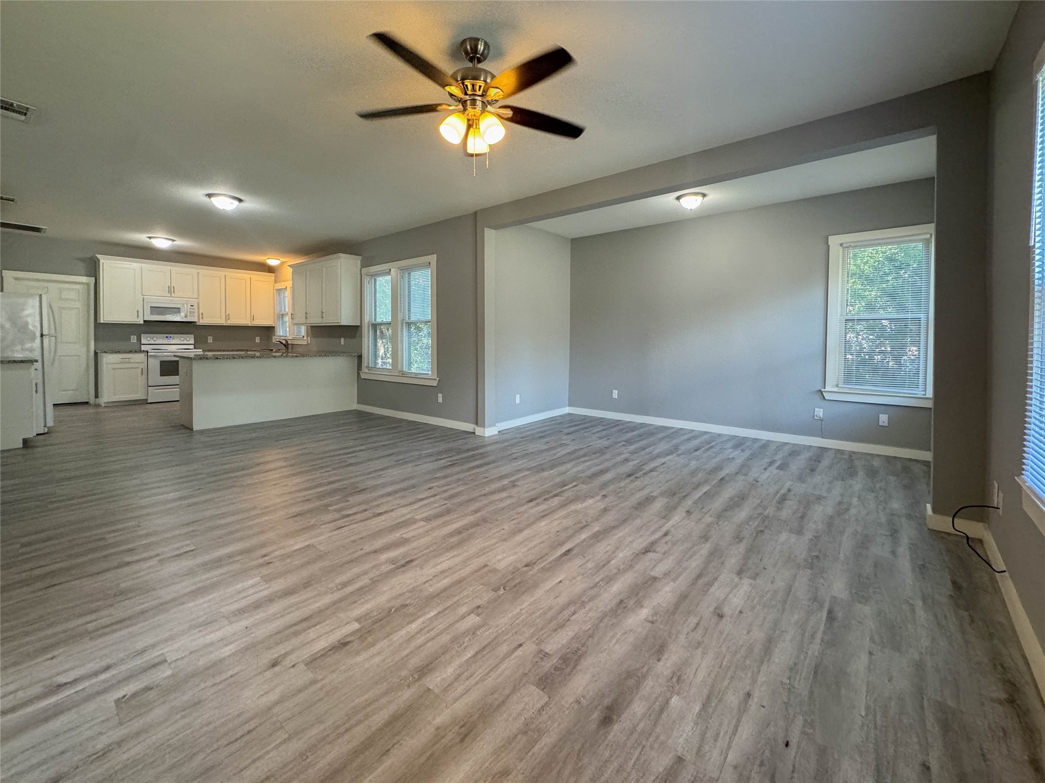 2109 N Elm Street Denton TX 76201
