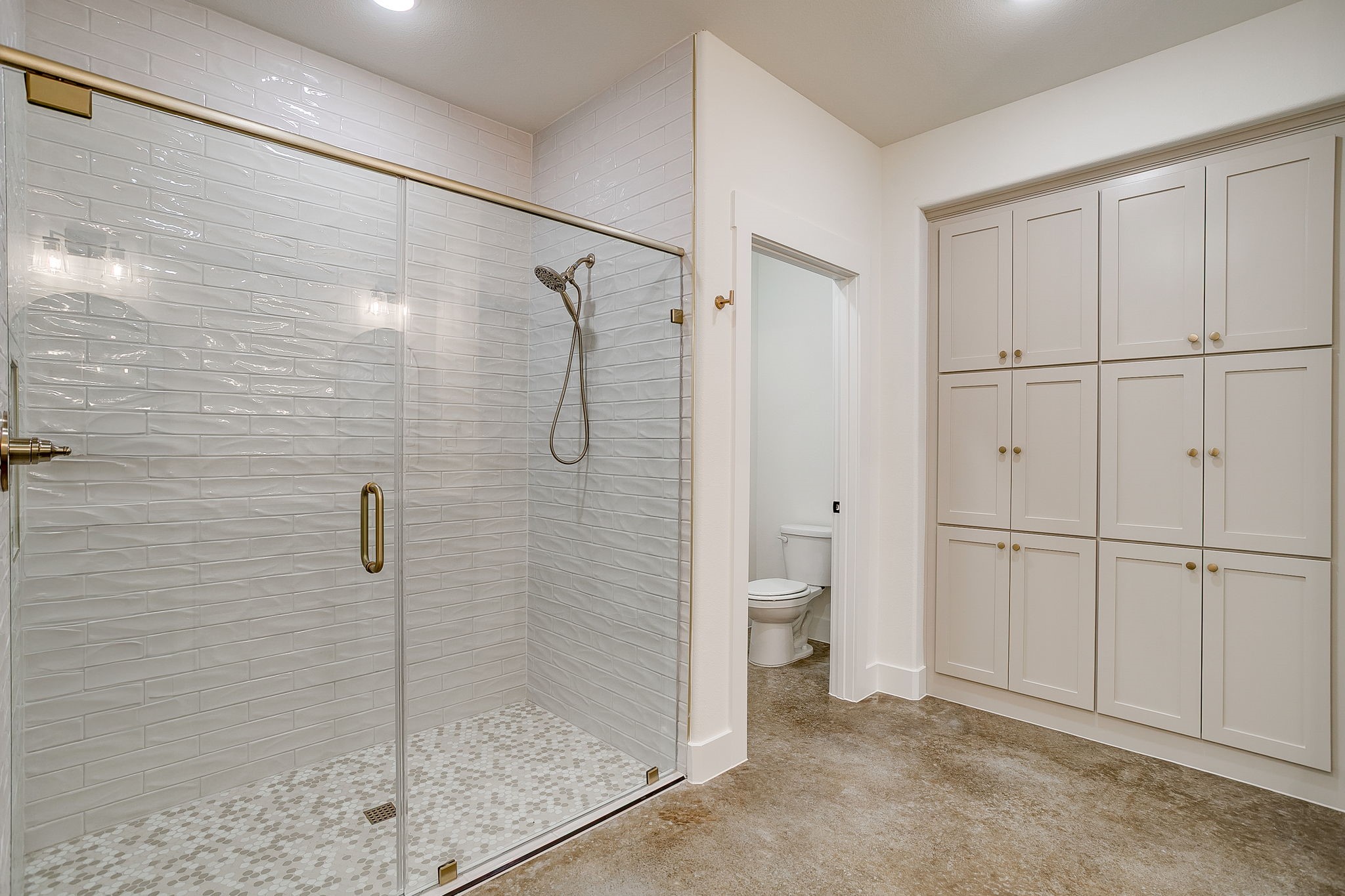 108 Cardinal Woods Court Granbury TX 76049