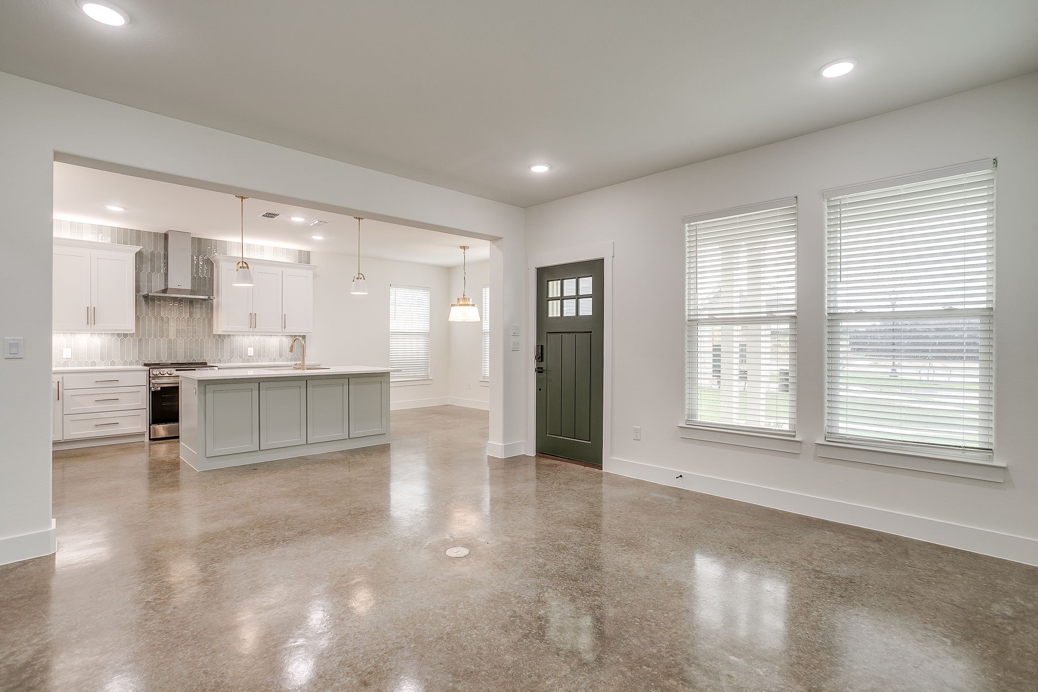 108 Cardinal Woods Court Granbury TX 76049