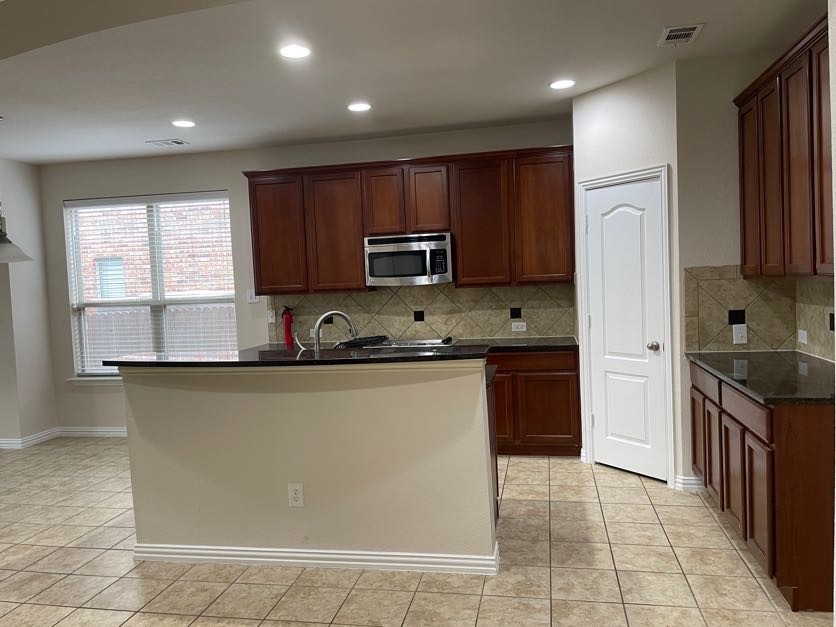 9845 Mcfarring Drive Fort Worth TX 76244