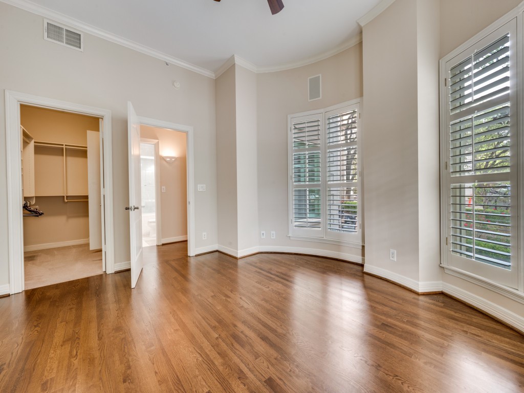 3401 Lee Parkway Dallas TX 75219