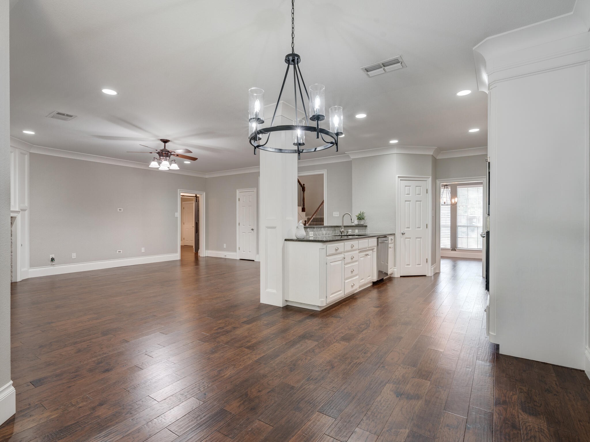 708 Lonesome Dove Trail Hurst TX 76054