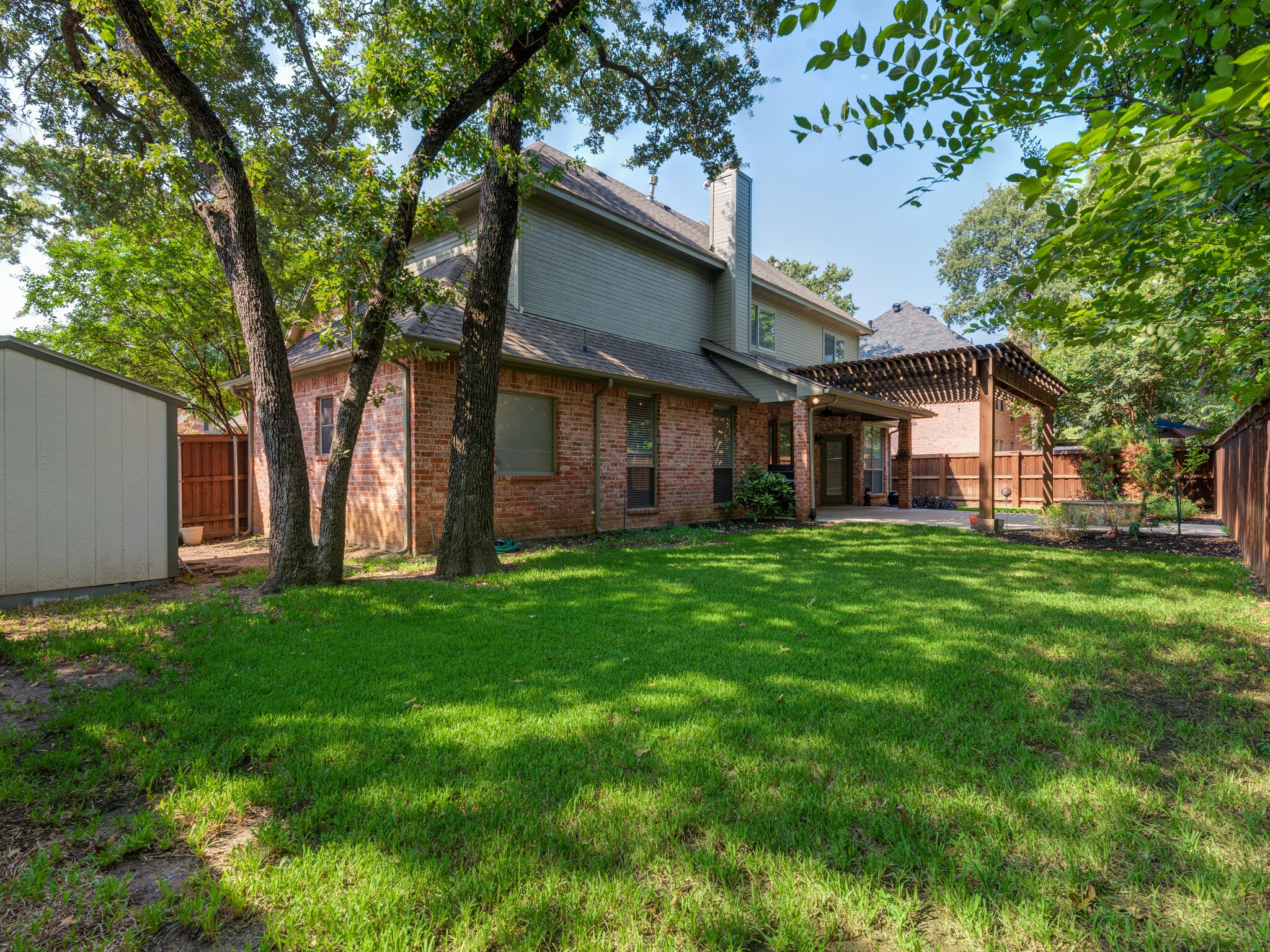 708 Lonesome Dove Trail Hurst TX 76054