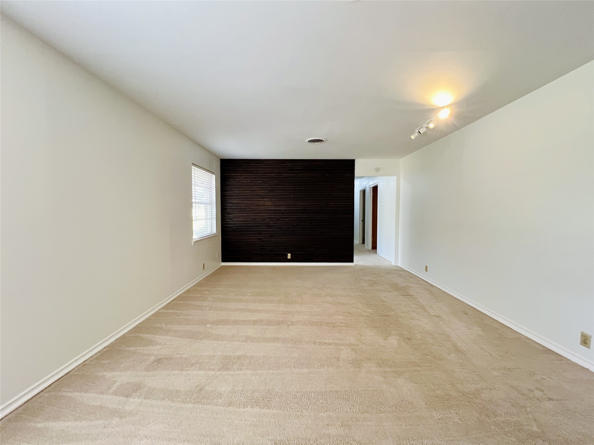8715 Labron Avenue Dallas TX 75209