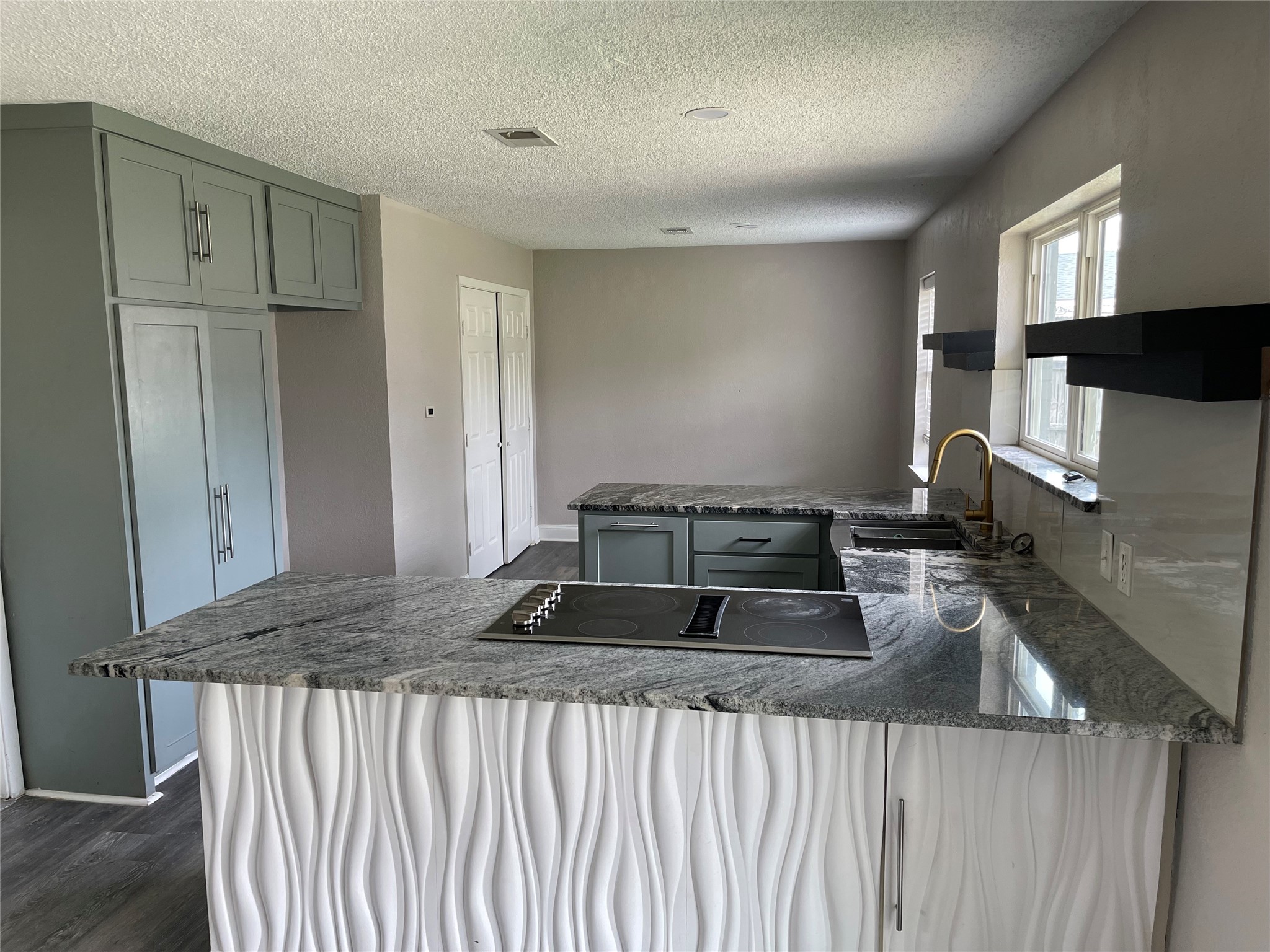 3817 Bremerton Street Irving TX 75062