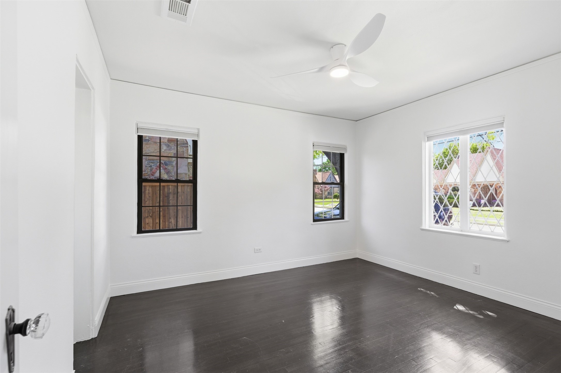 5310 Bradford Drive Dallas TX 75235