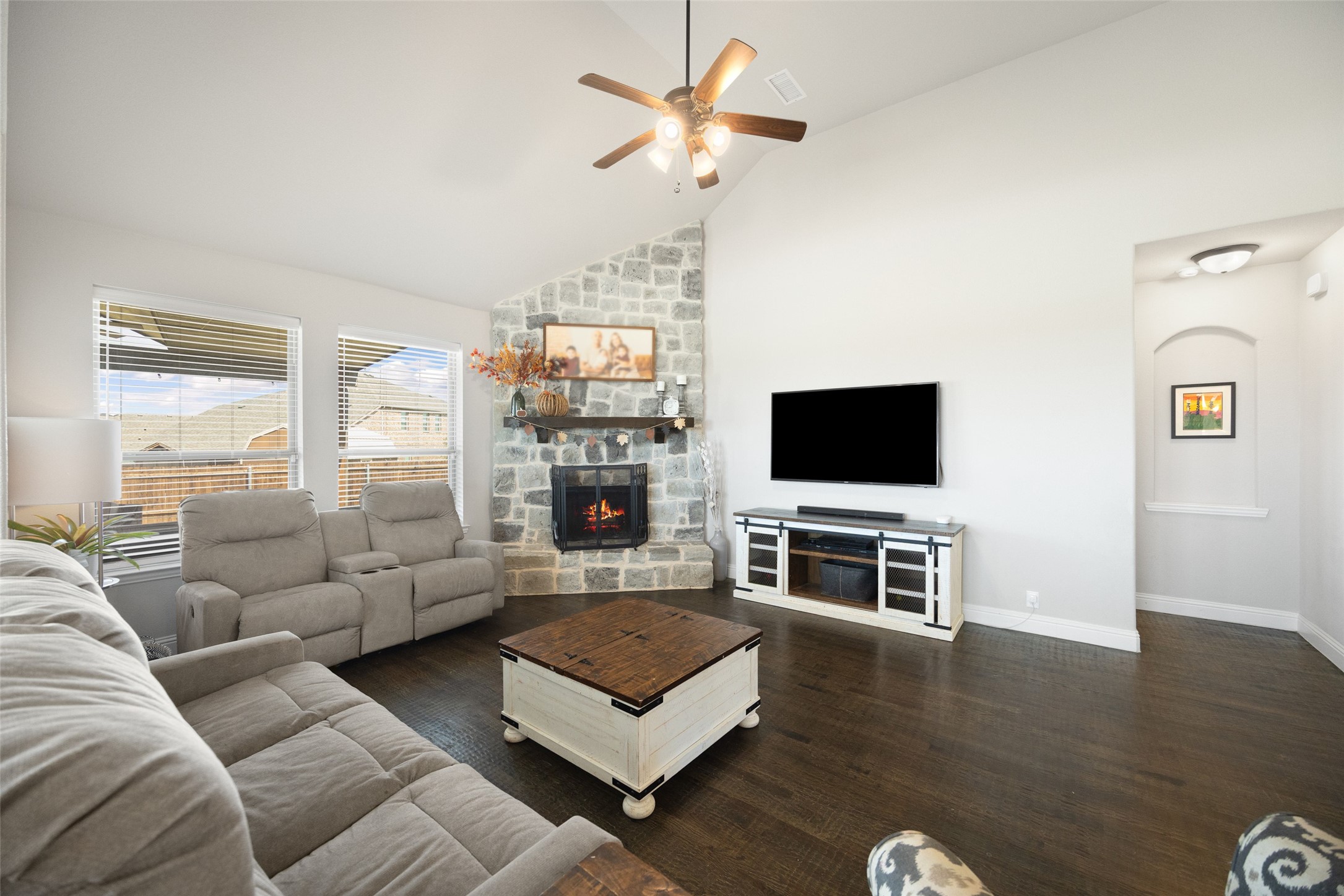 532 Thompson Van Alstyne TX 75495