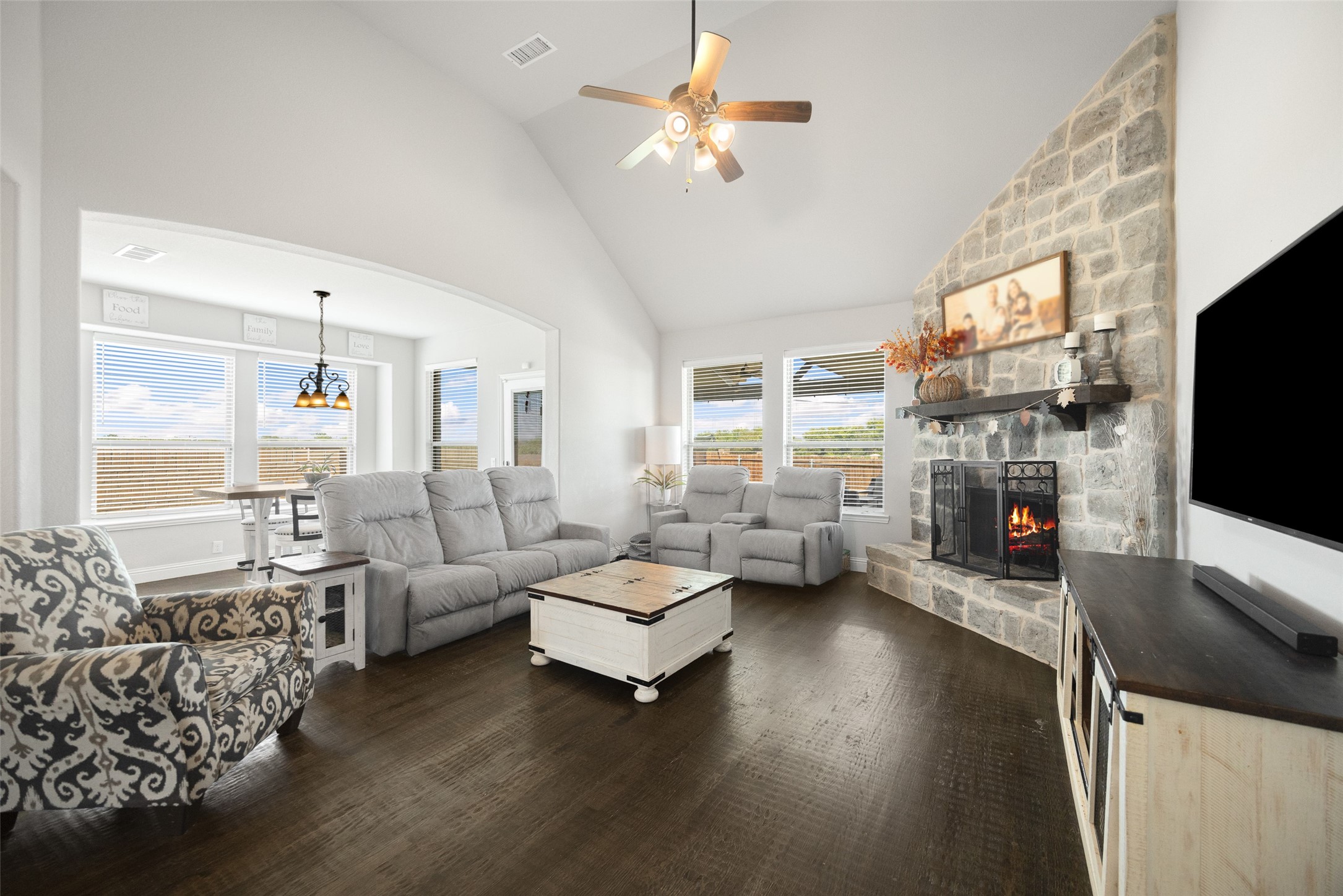 532 Thompson Van Alstyne TX 75495