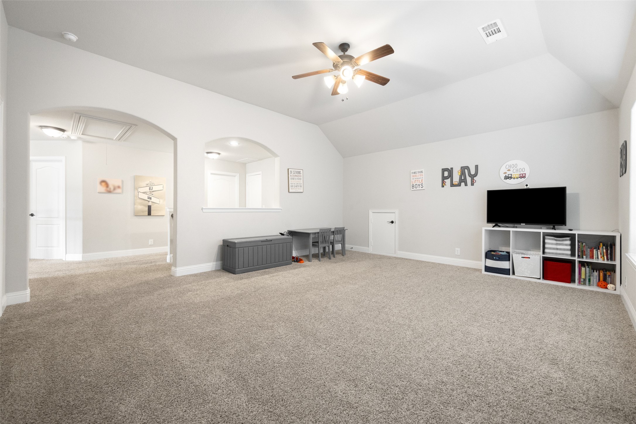 532 Thompson Van Alstyne TX 75495