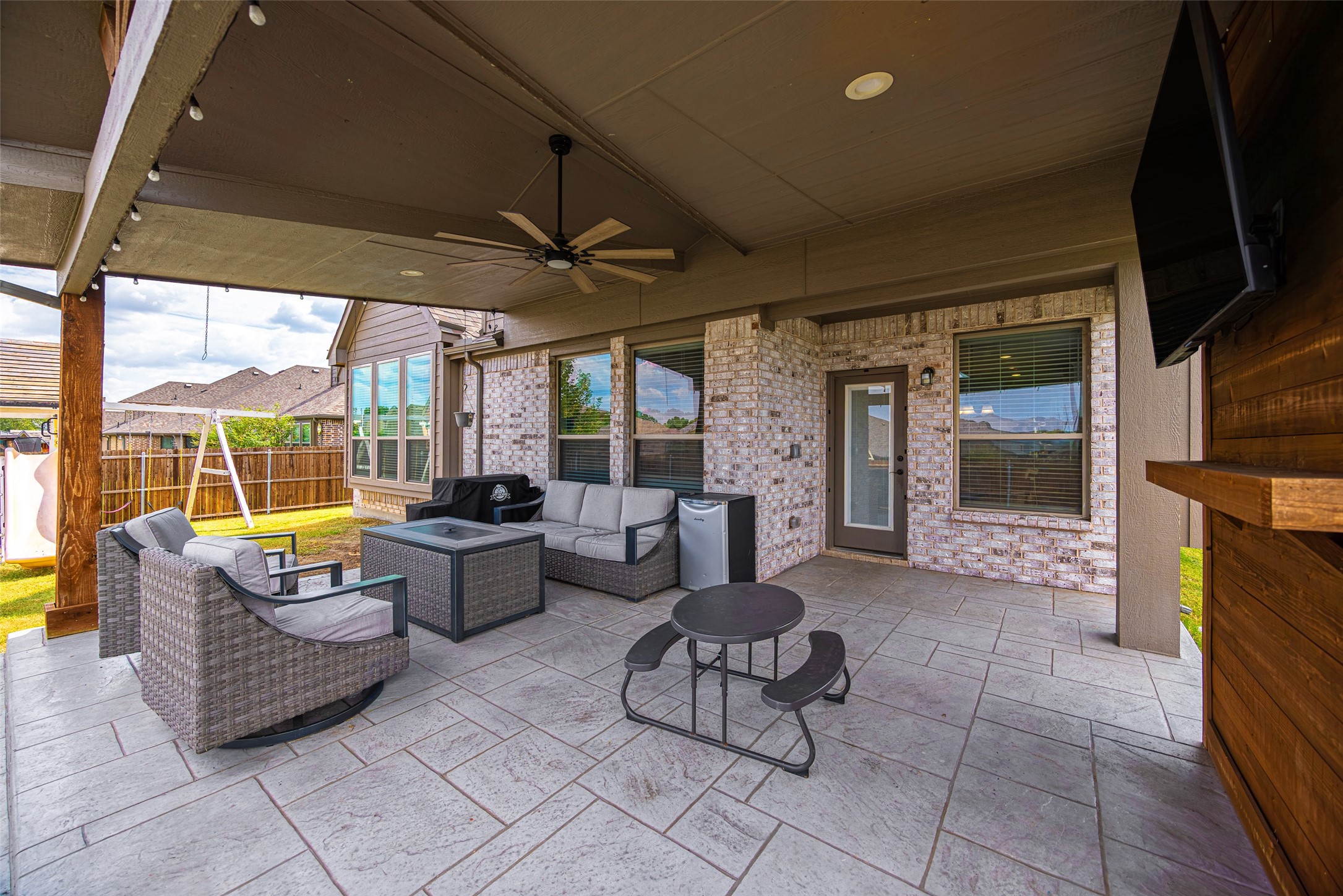 532 Thompson Van Alstyne TX 75495