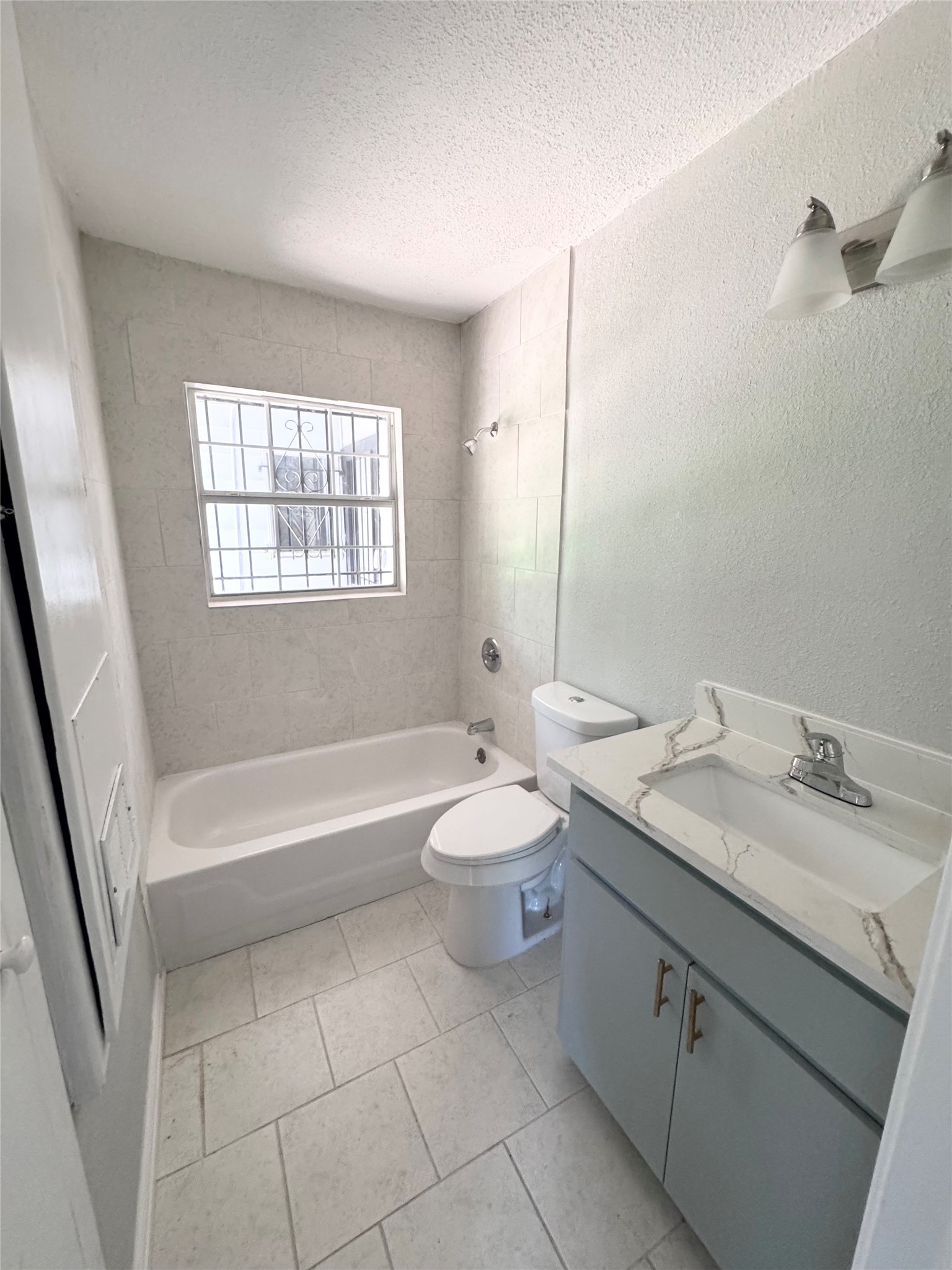 5636 Lester Granger Drive Fort Worth TX 76112