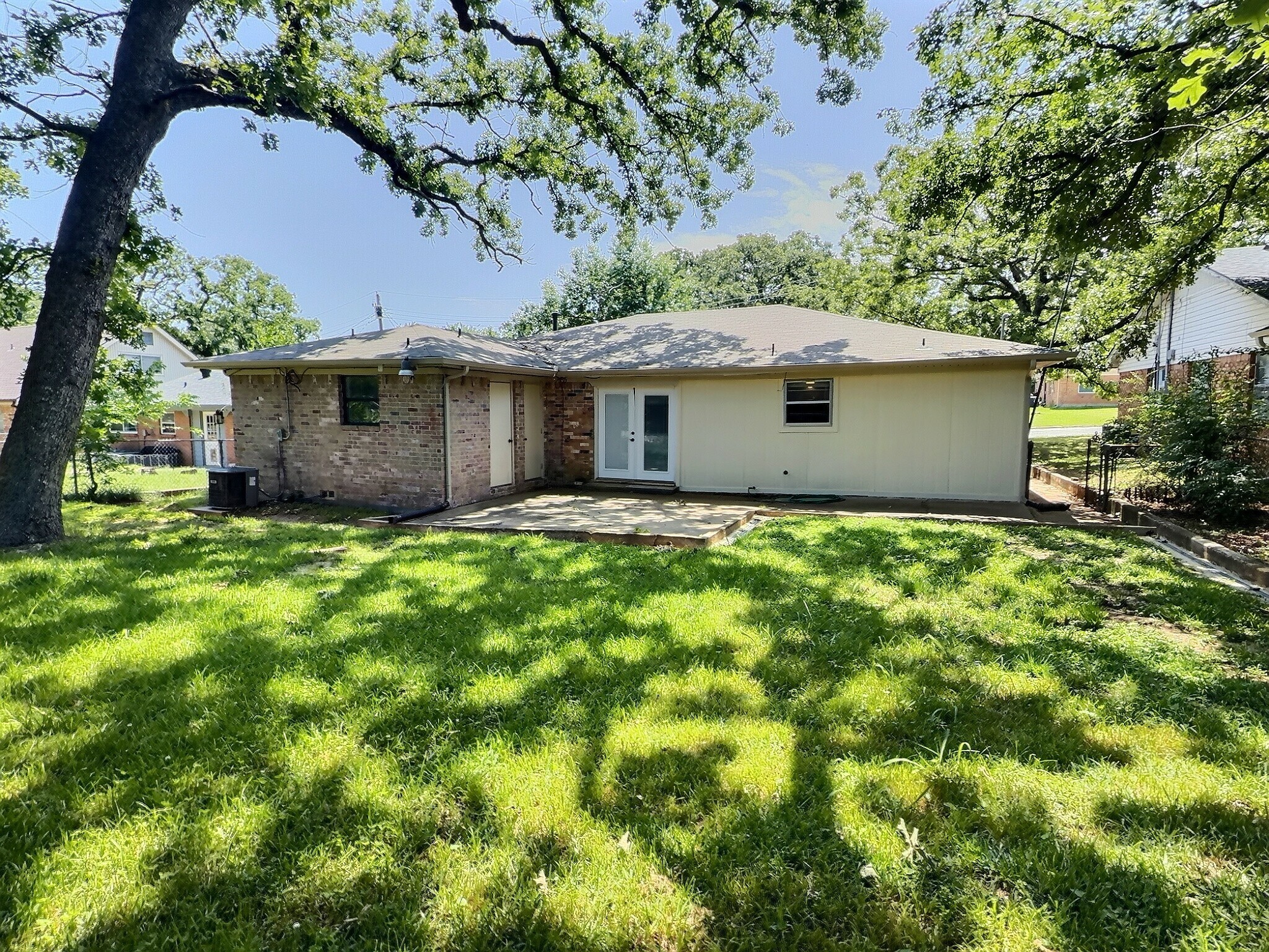 111 Doris Drive Denison TX 75021