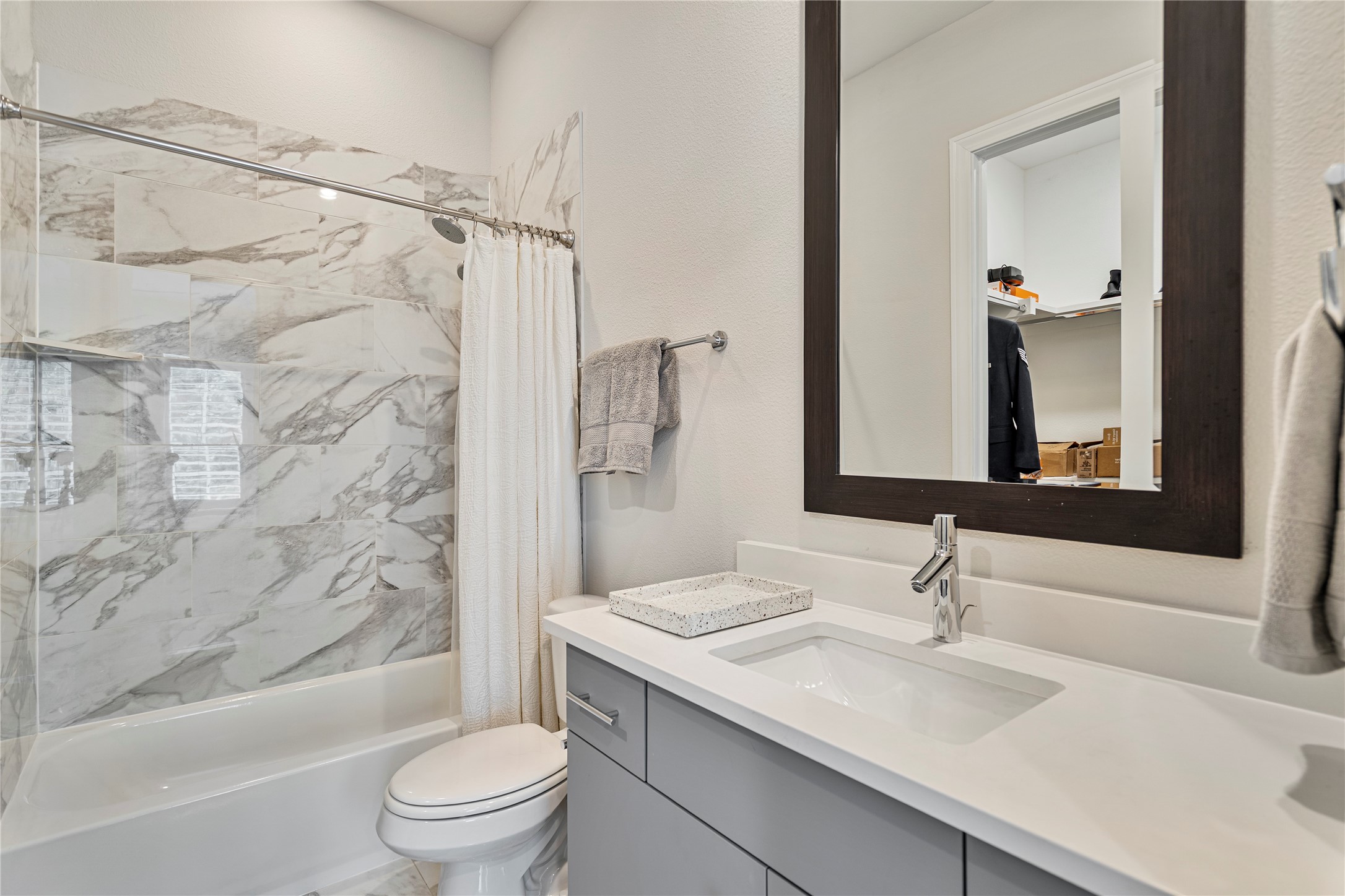 2157 Wenge Lane Dallas TX 75219