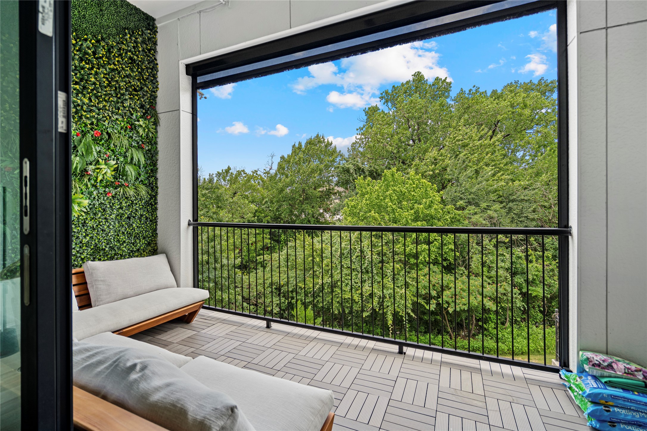 2157 Wenge Lane Dallas TX 75219