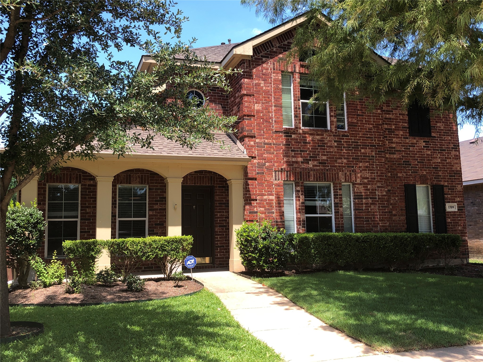1709 Oak Brook Lane Allen TX 75002