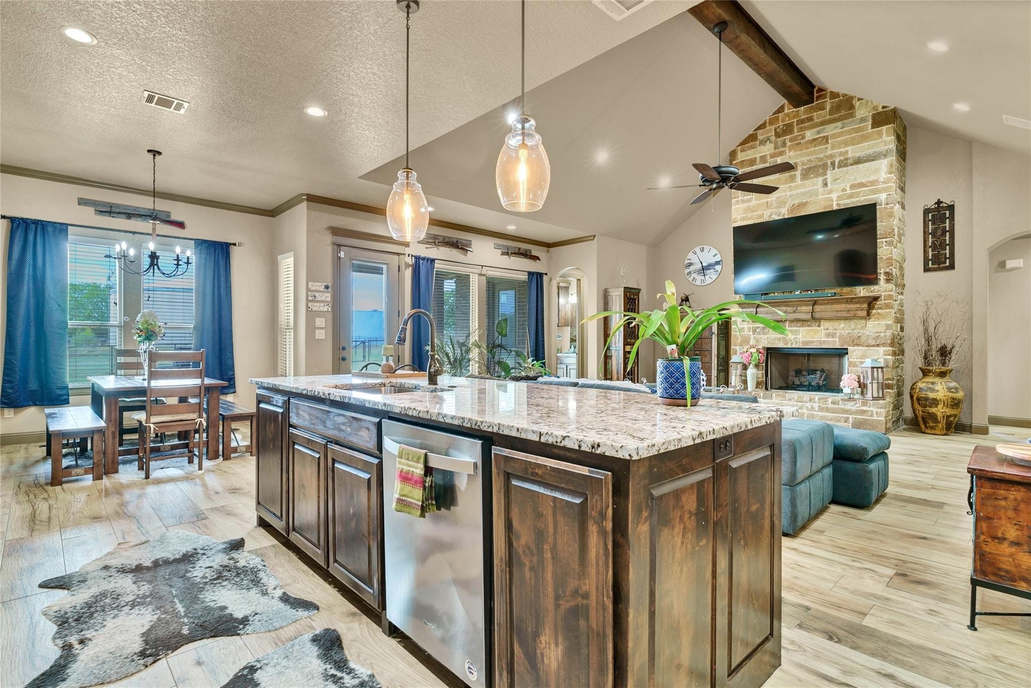217 Maverick Court Granbury TX 76049