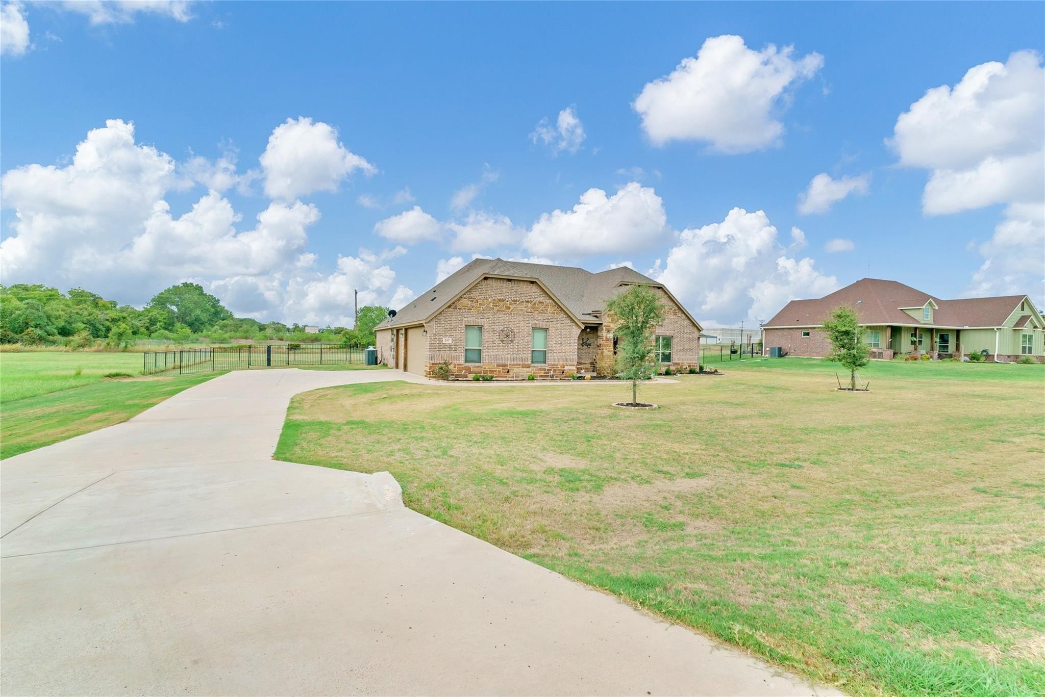 217 Maverick Court Granbury TX 76049