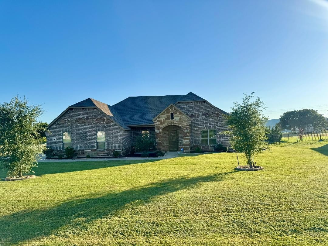 217 Maverick Court Granbury TX 76049