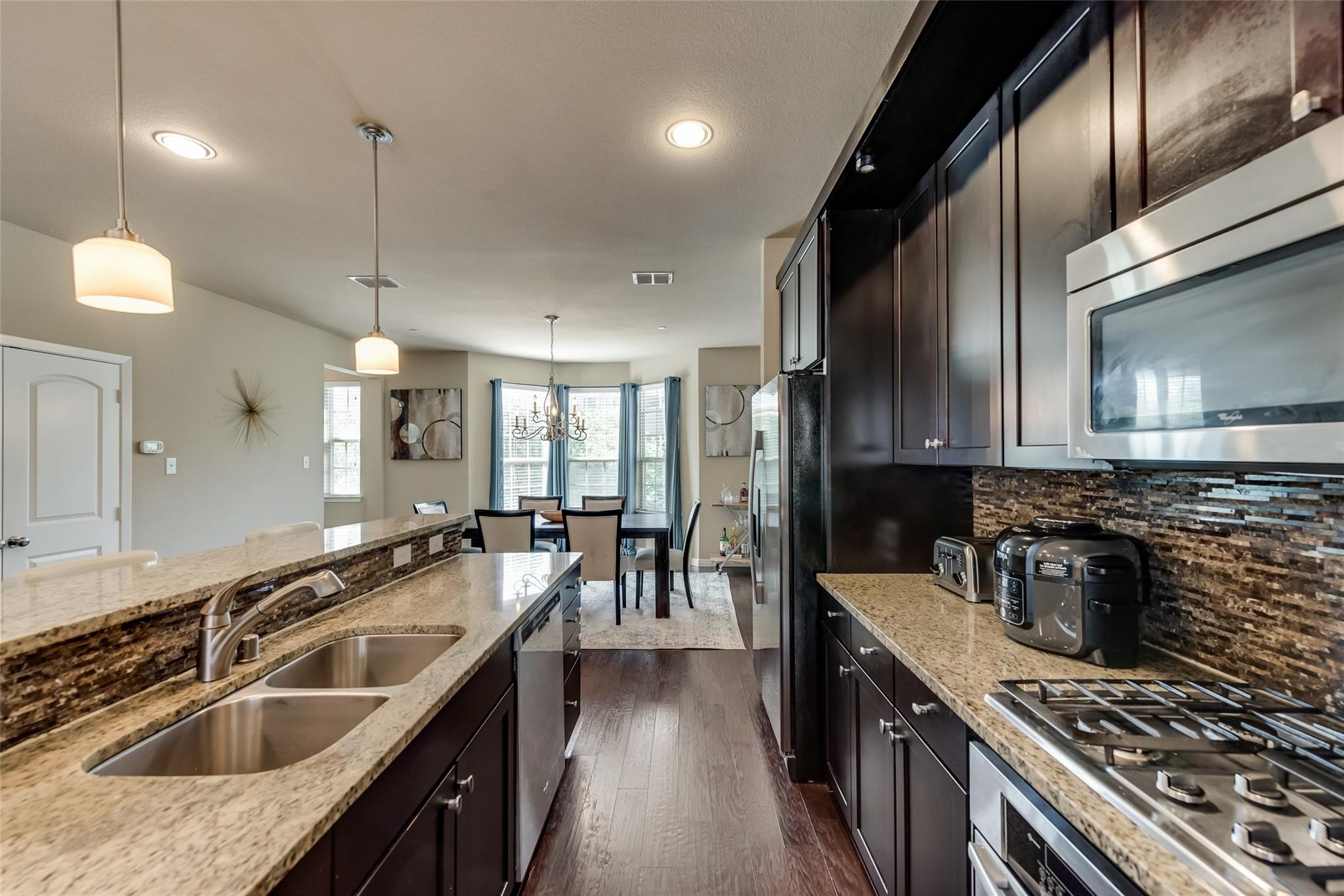 3943 Asbury Lane Addison TX 75001