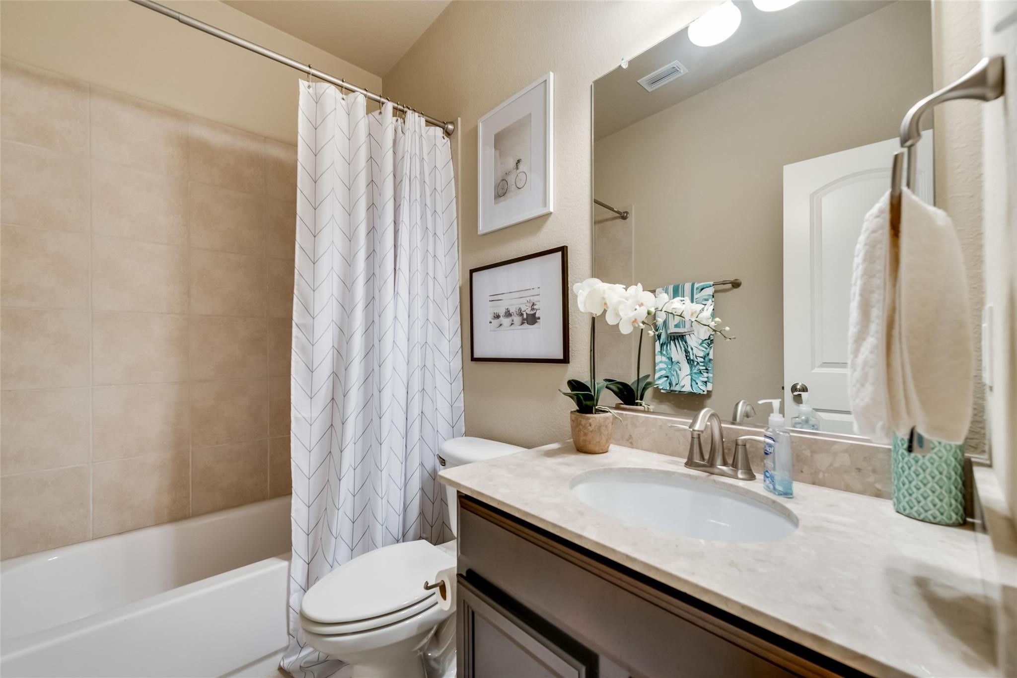 3943 Asbury Lane Addison TX 75001