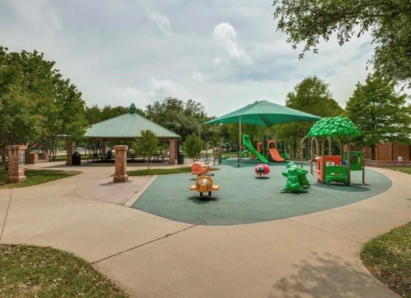 3943 Asbury Lane Addison TX 75001