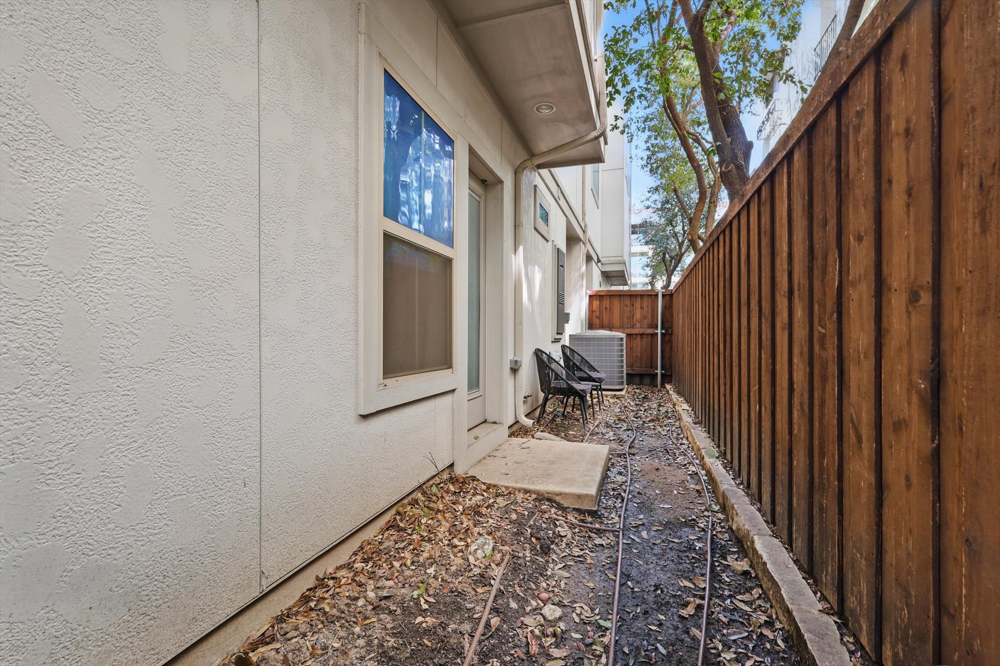 778 Spanish Oaks Place Dallas TX 75204