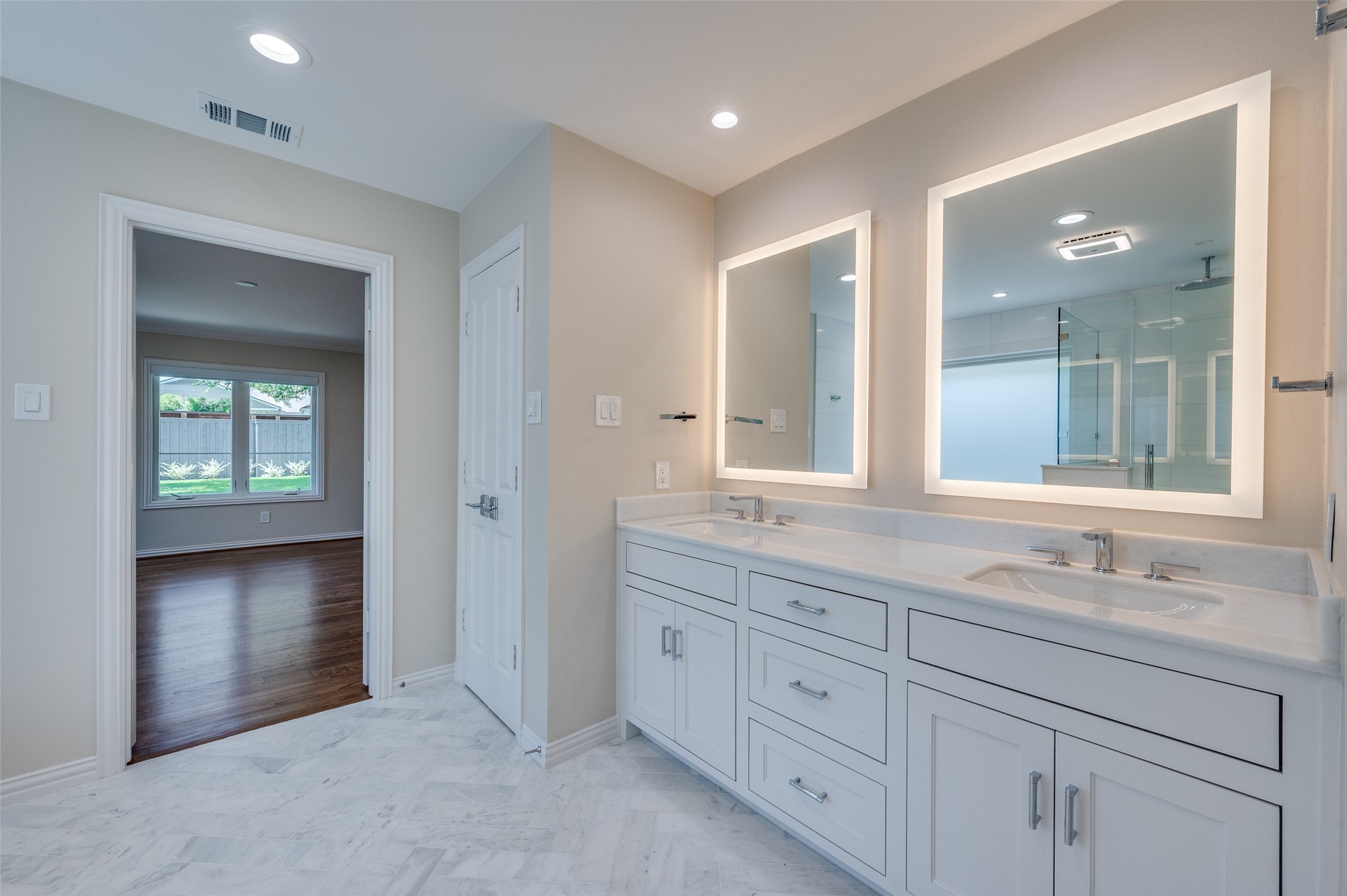 7154 Stonetrail Dallas TX 75230