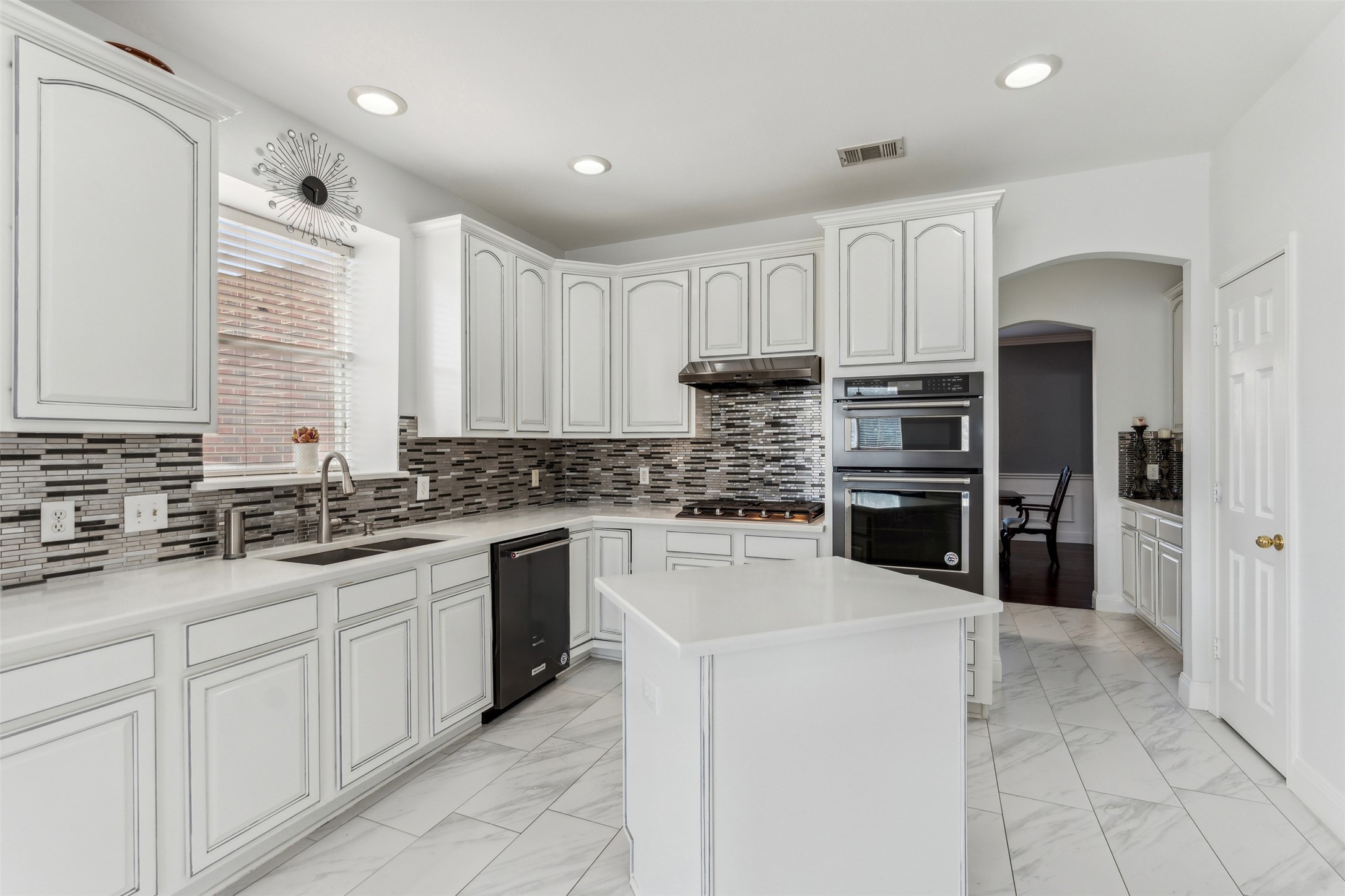 1501 Ector Drive Carrollton TX 75010