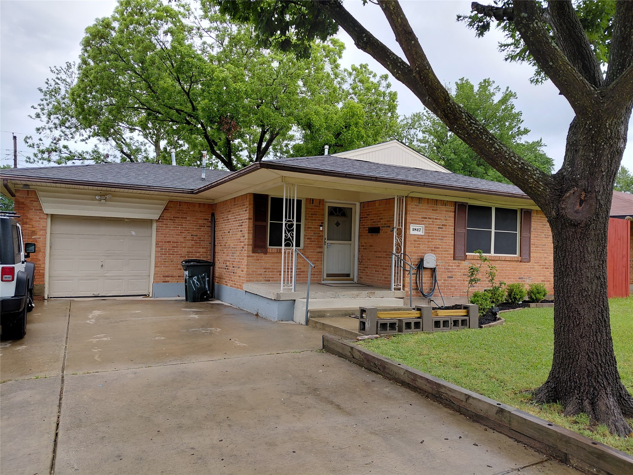 1817 Belmont Street Mesquite TX 75149