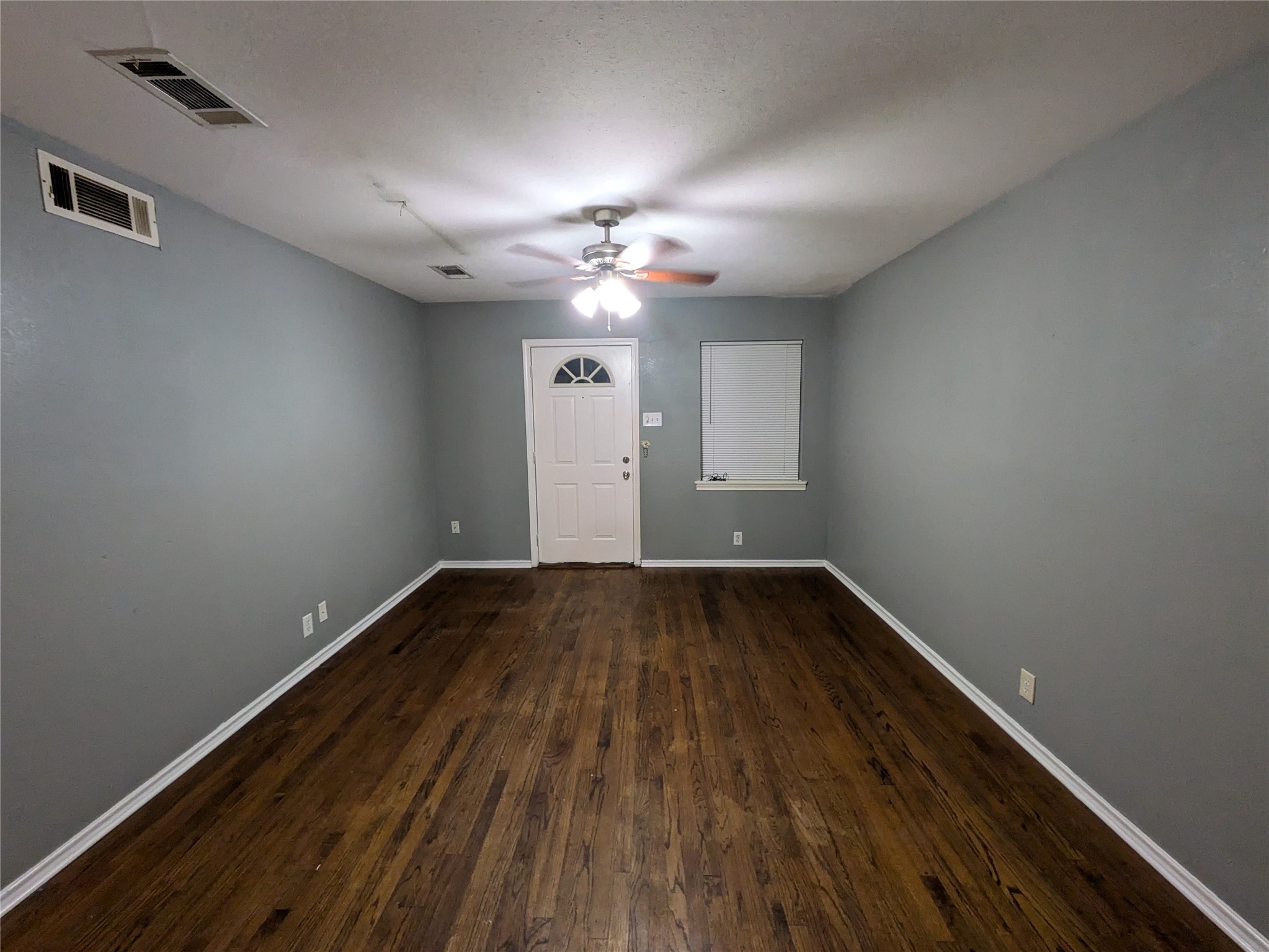 1817 Belmont Street Mesquite TX 75149