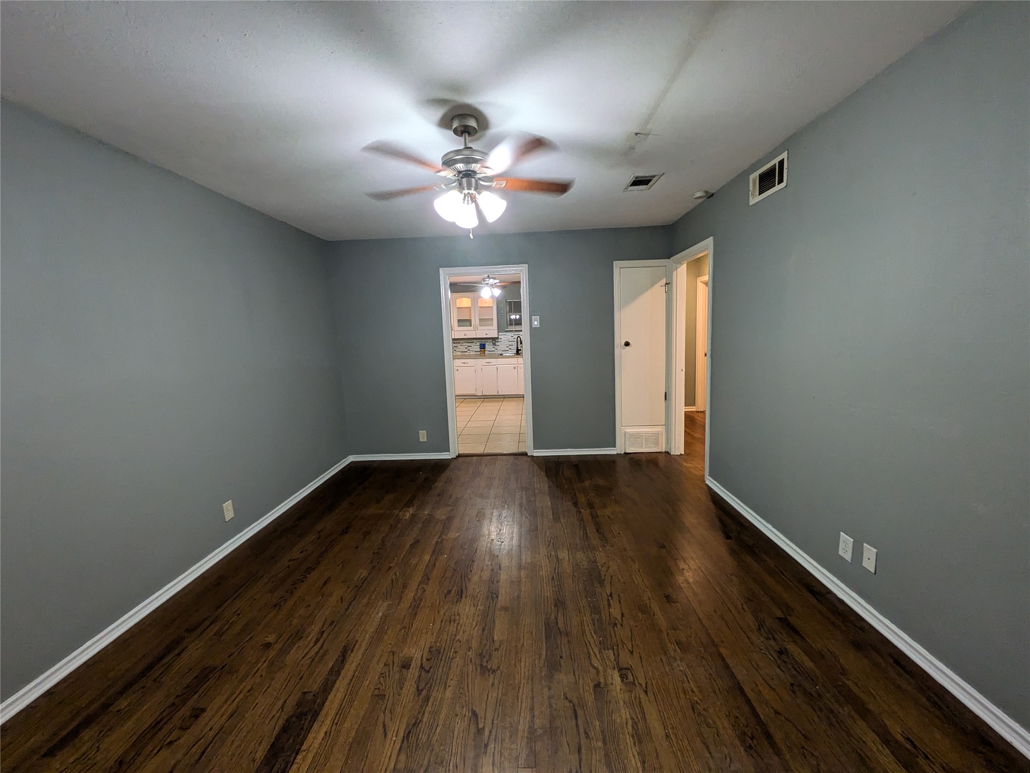 1817 Belmont Street Mesquite TX 75149
