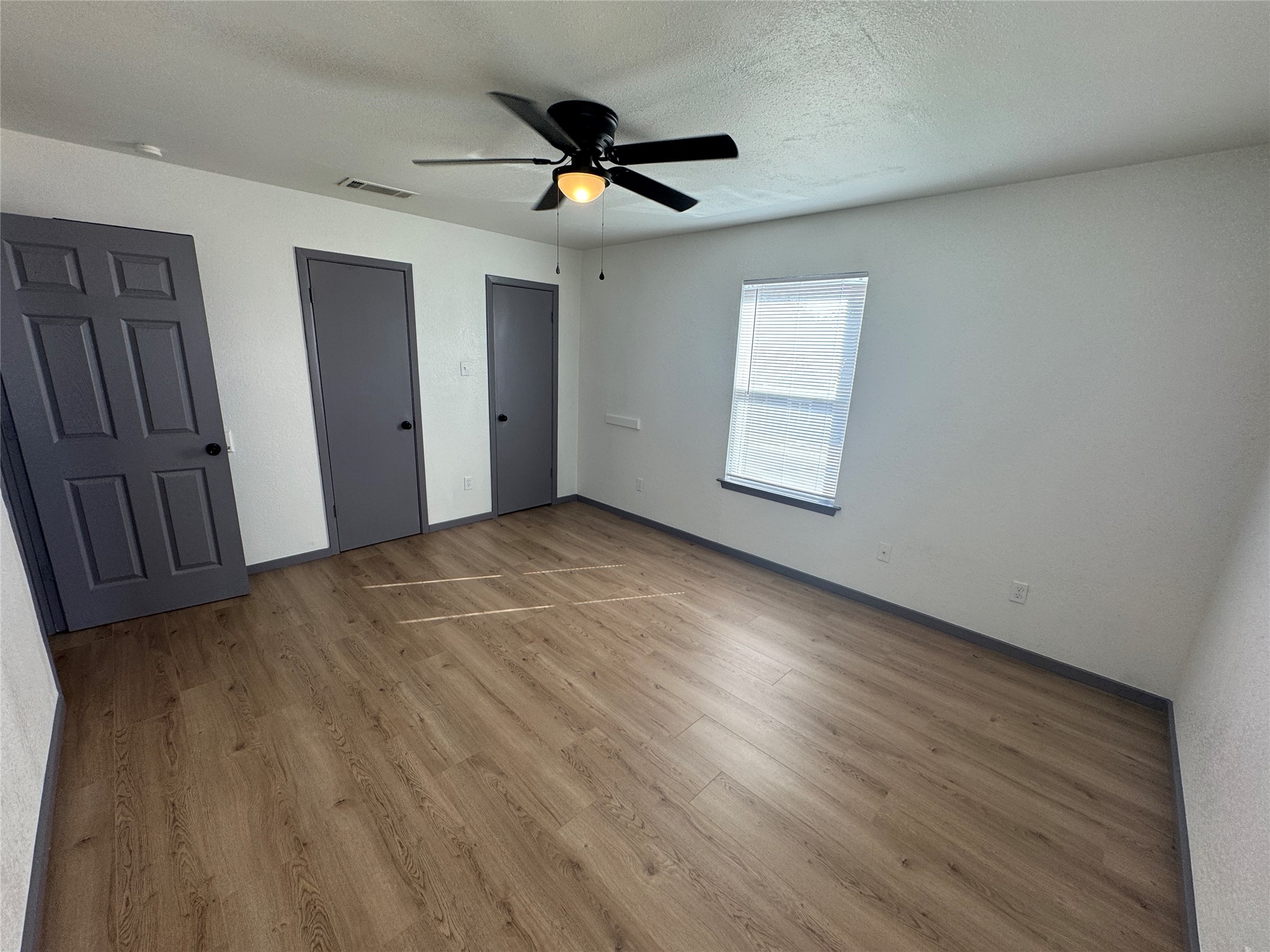 7300 Comanche Lake Worth TX 76135