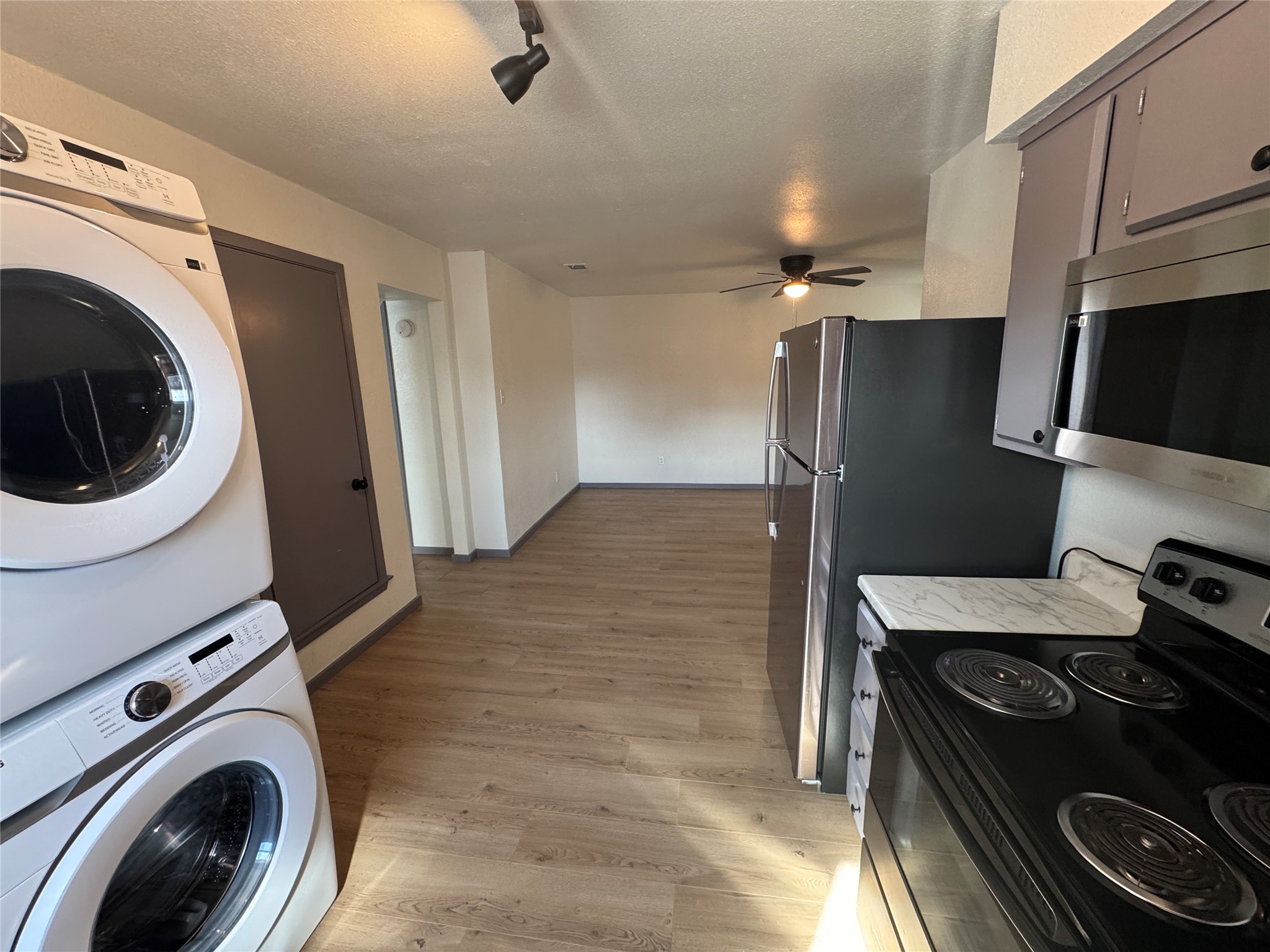 7300 Comanche Lake Worth TX 76135
