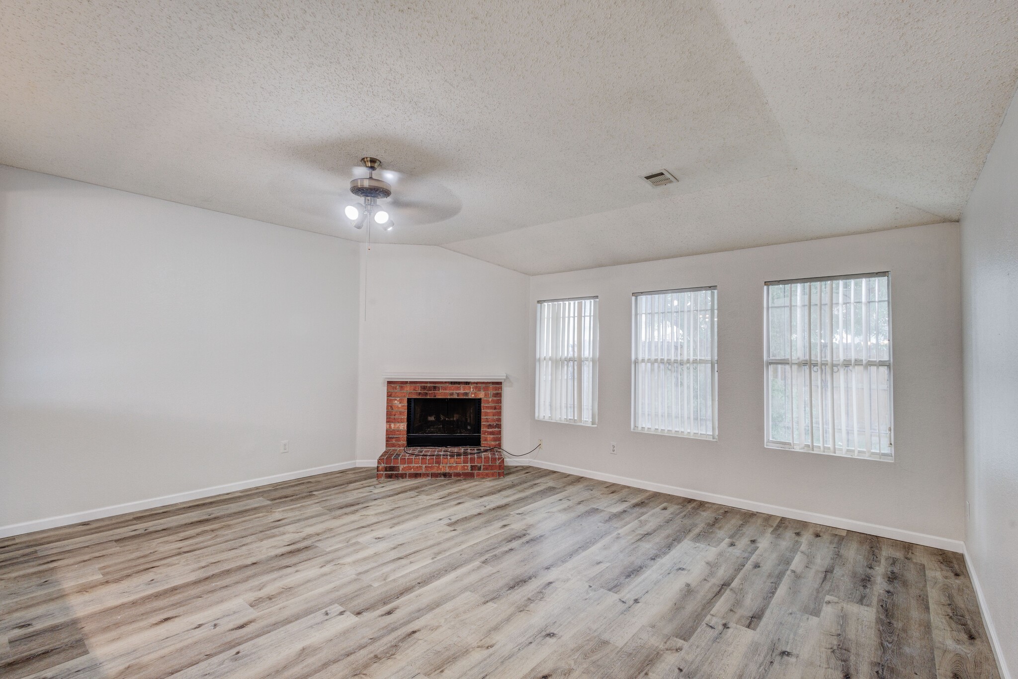7133 Amber Drive Dallas TX 75241