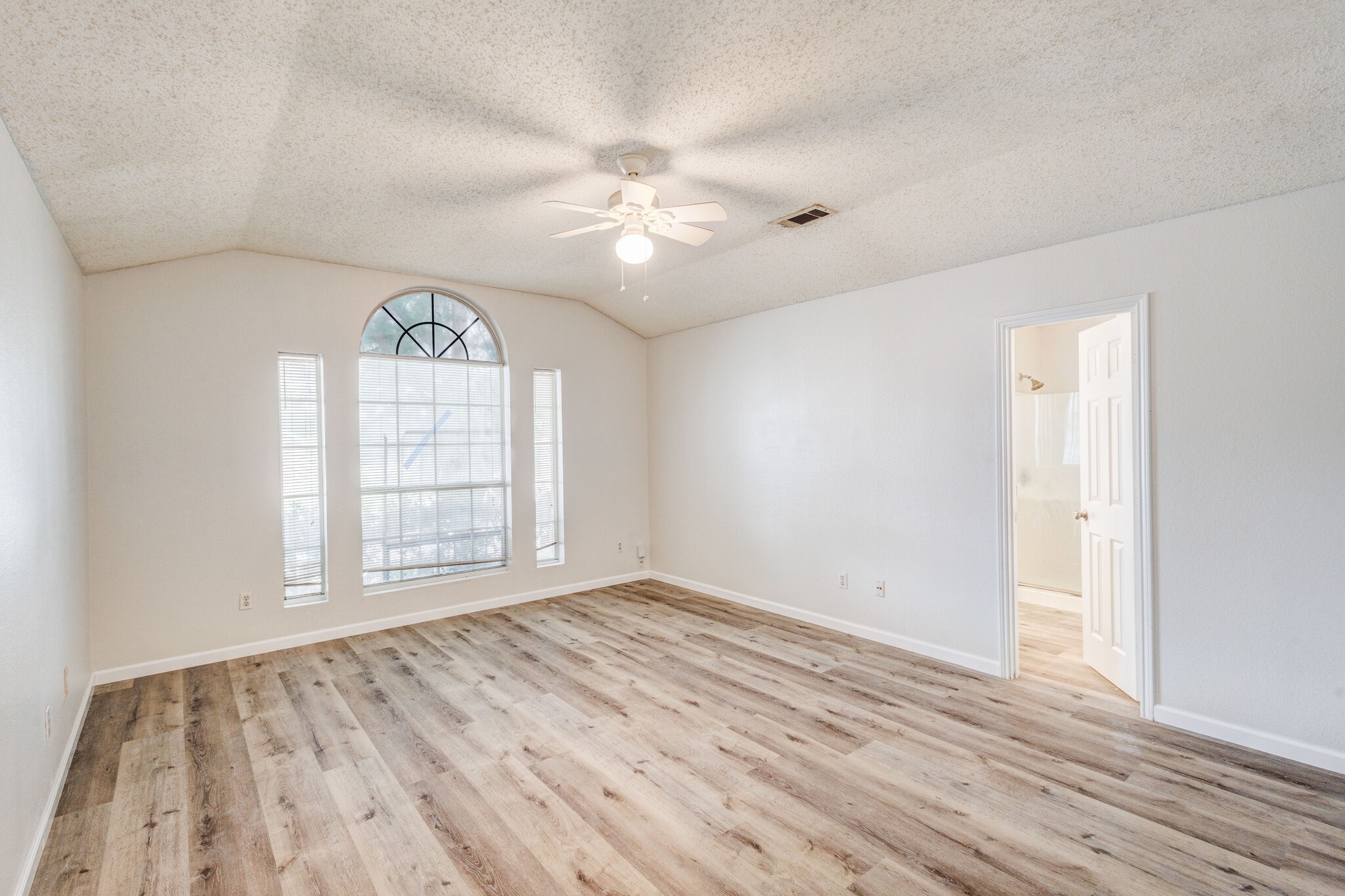 7133 Amber Drive Dallas TX 75241