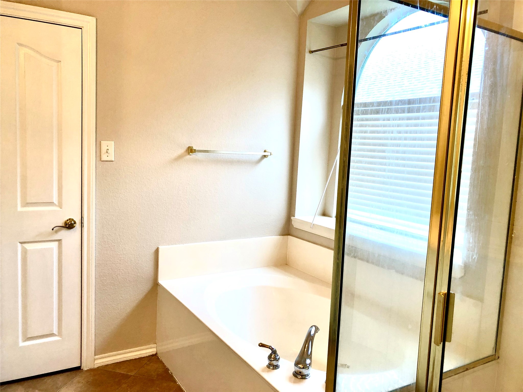 1216 Badbury Lane Grand Prairie TX 75052