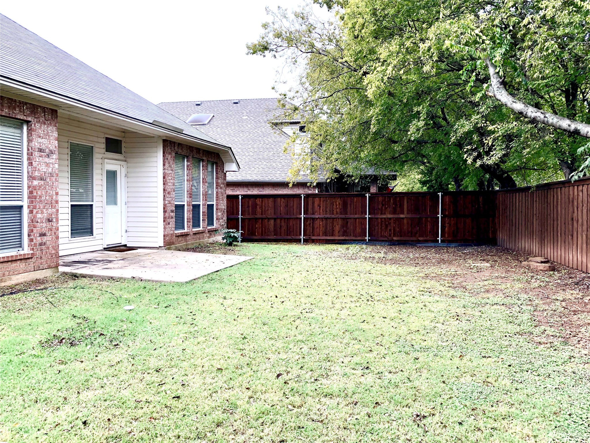 1216 Badbury Lane Grand Prairie TX 75052