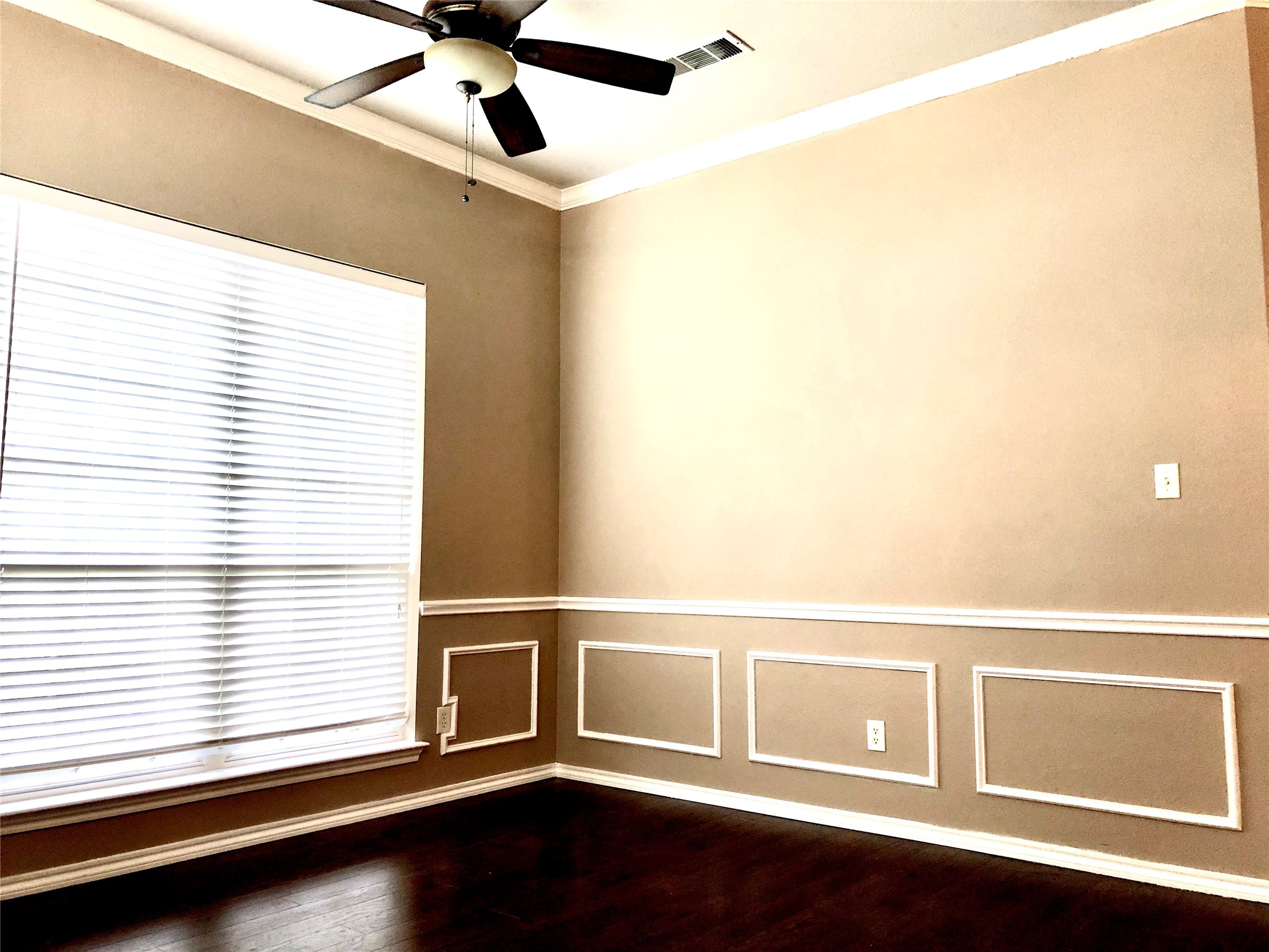 1216 Badbury Lane Grand Prairie TX 75052