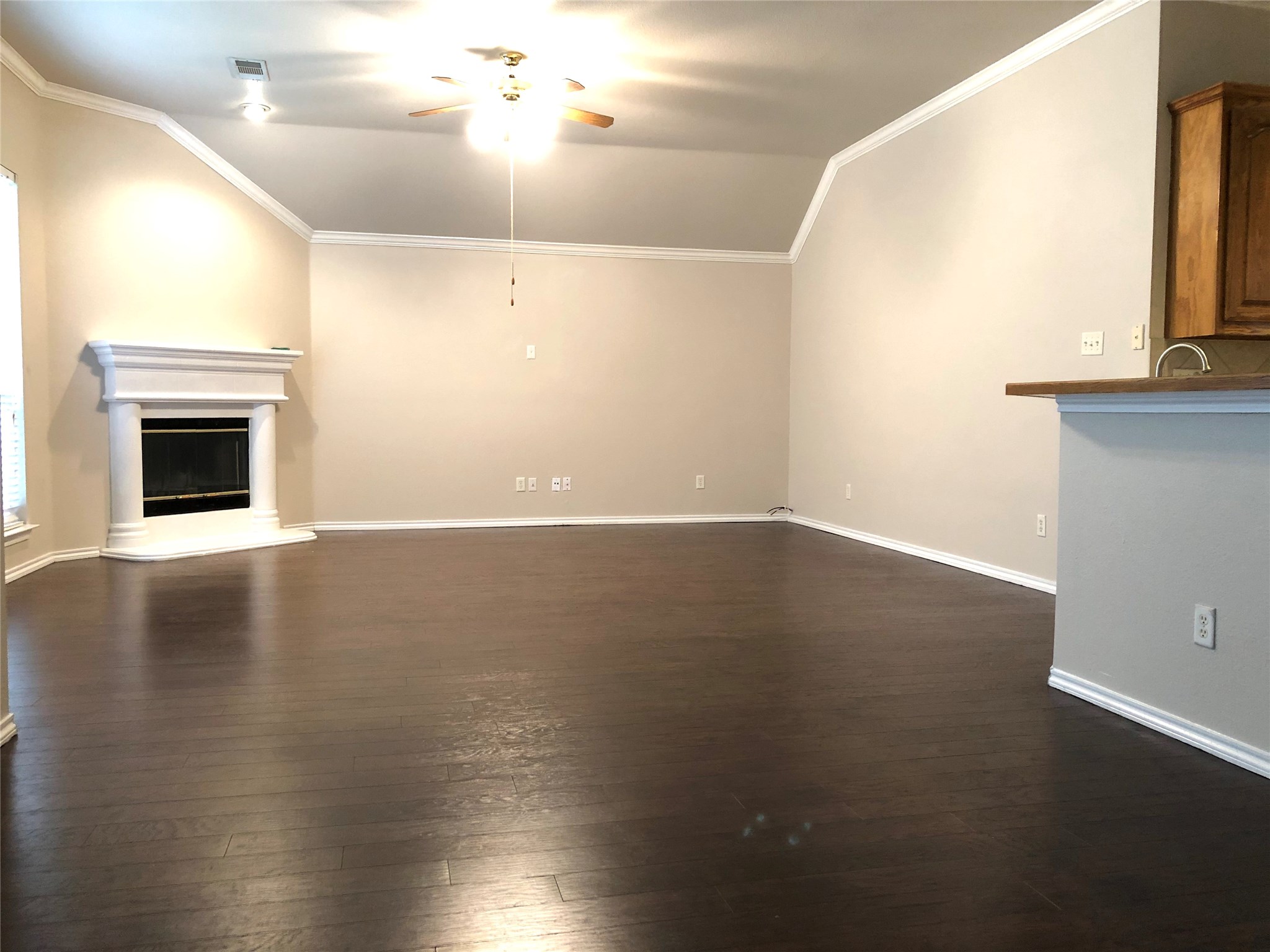 1216 Badbury Lane Grand Prairie TX 75052