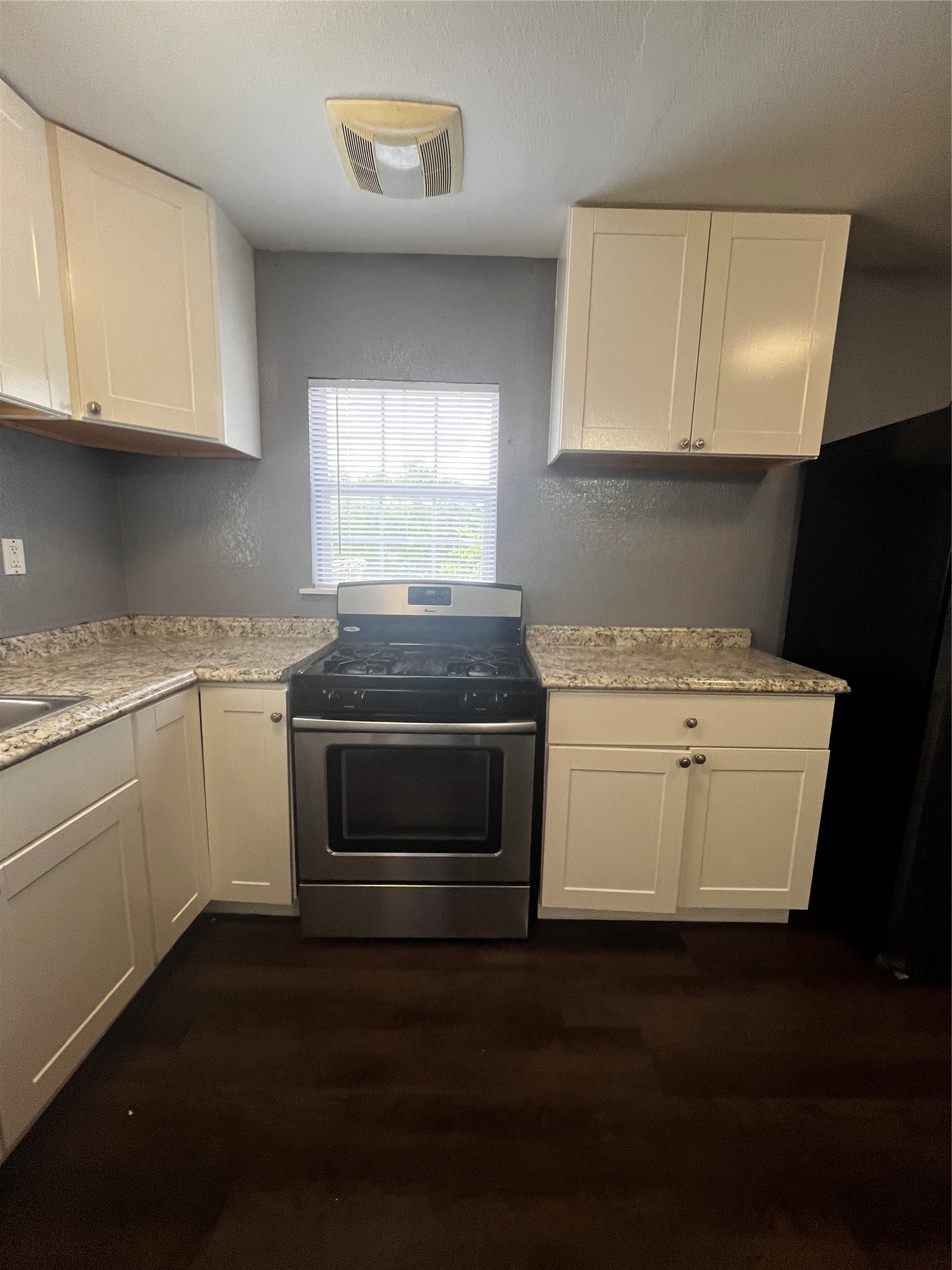 210 Kean Ladonia TX 75449