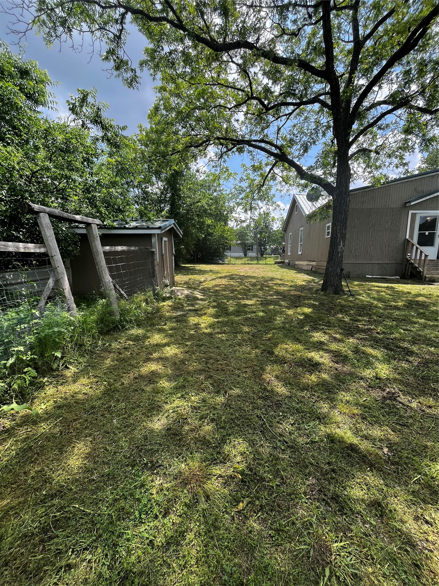 210 Kean Ladonia TX 75449