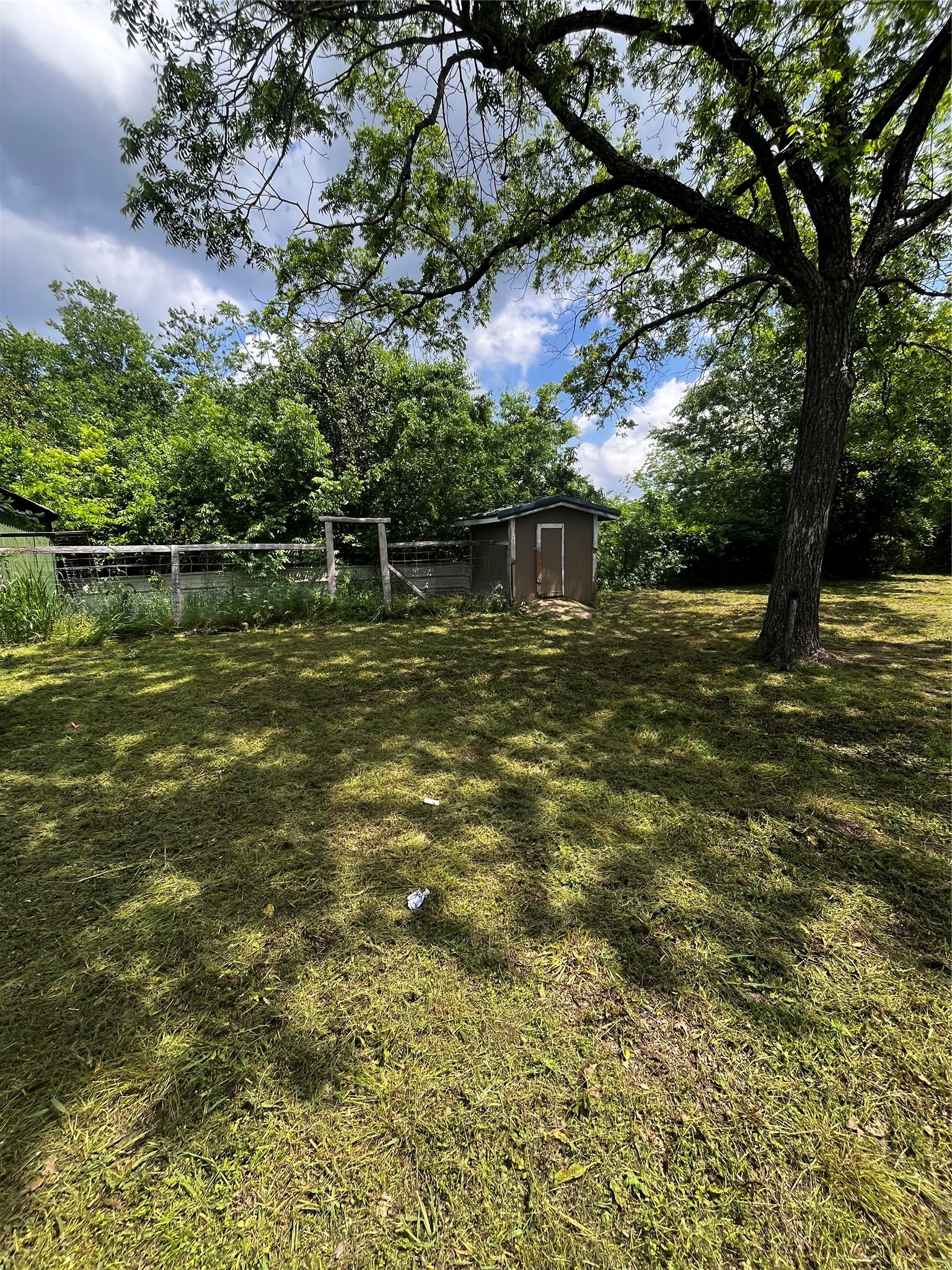 210 Kean Ladonia TX 75449