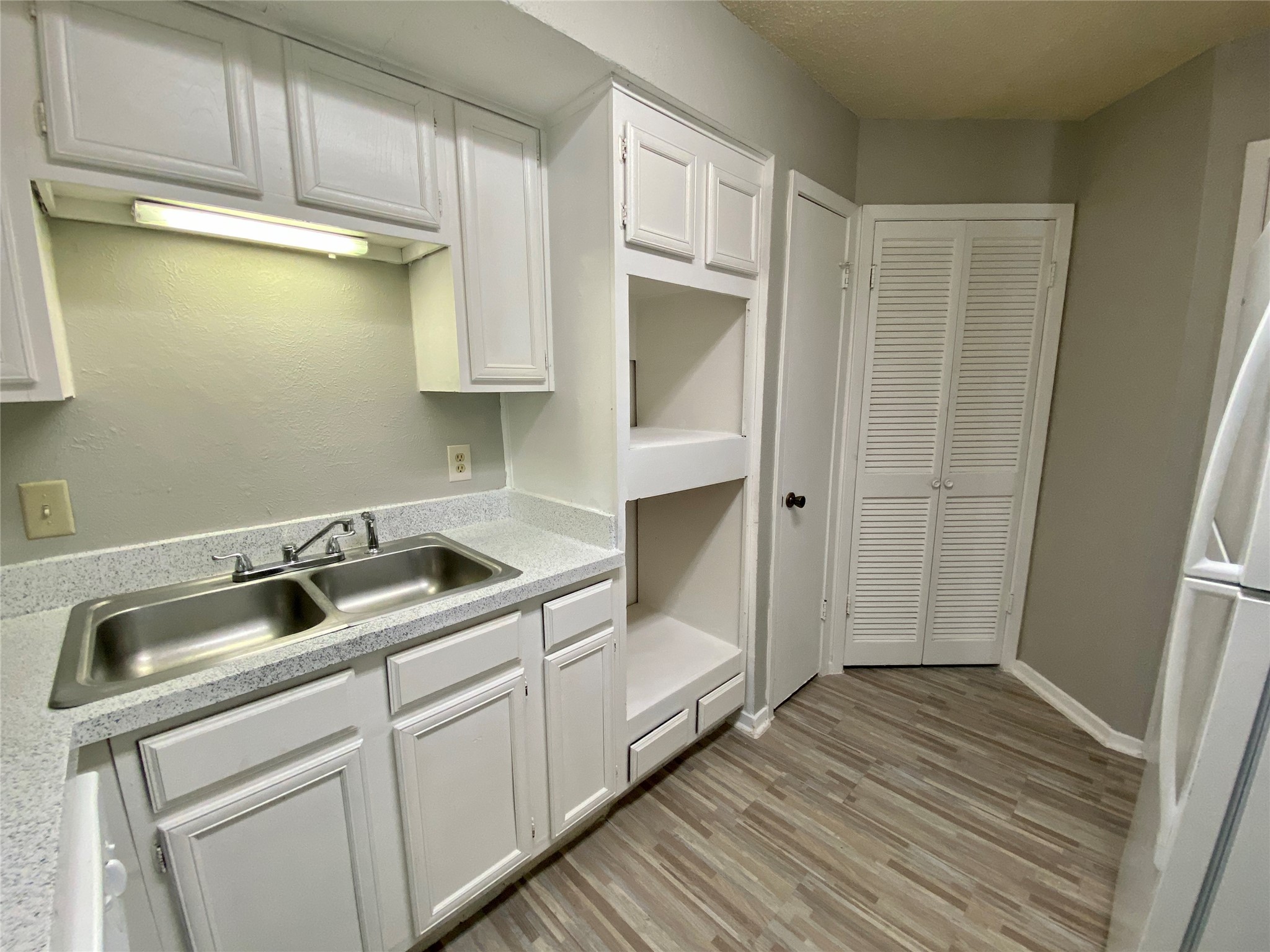 9696 Walnut Street Dallas TX 75243