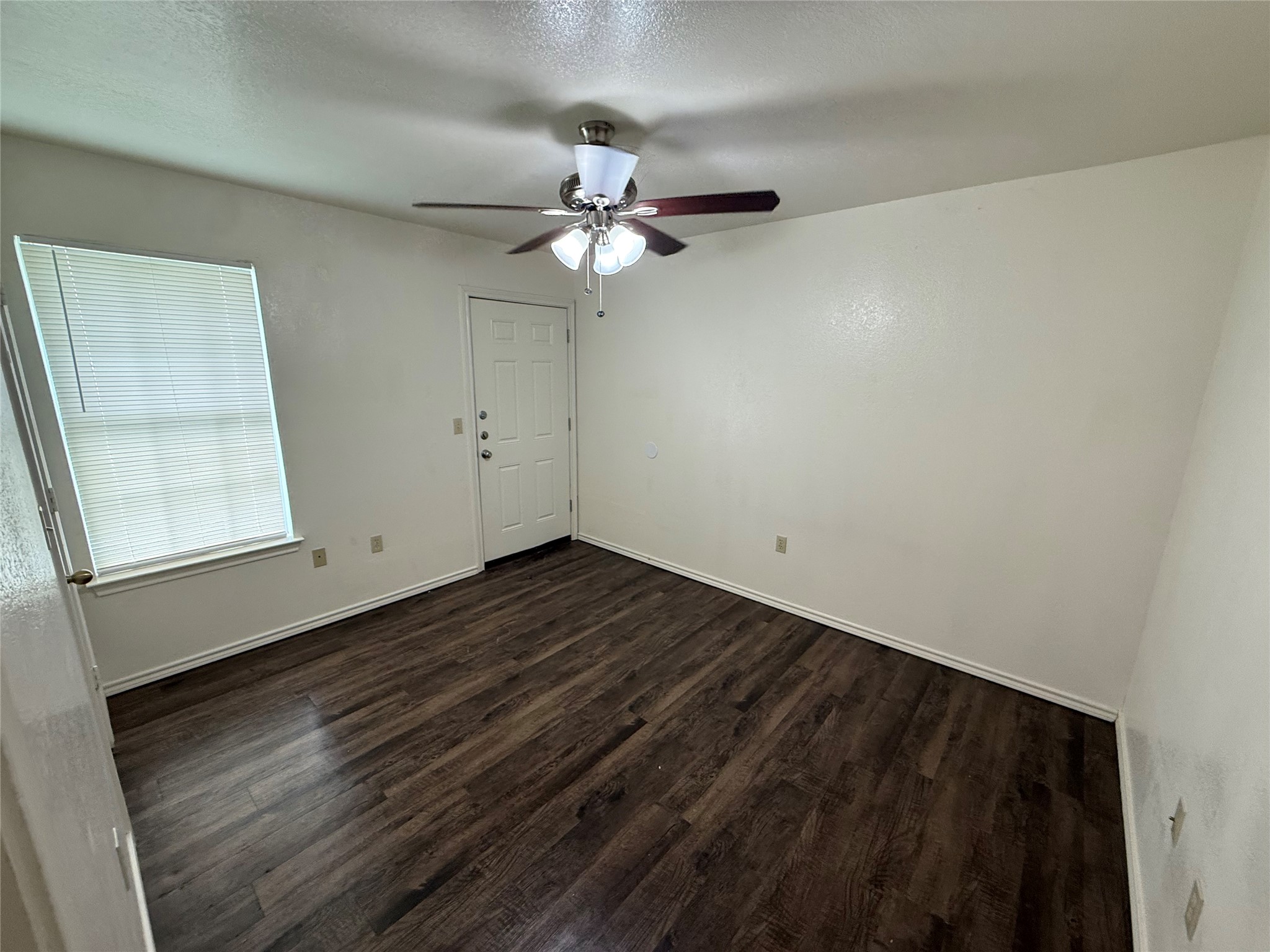 1110 Williams Avenue Cleburne TX 76033
