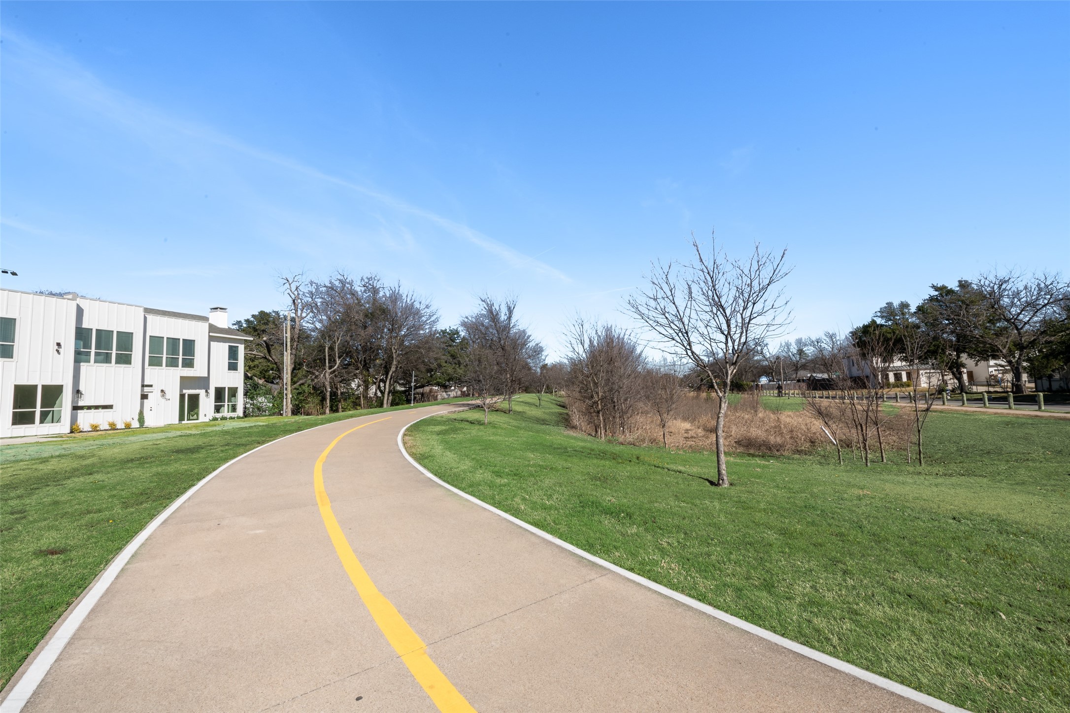 314 S Glasgow Drive Dallas TX 75214