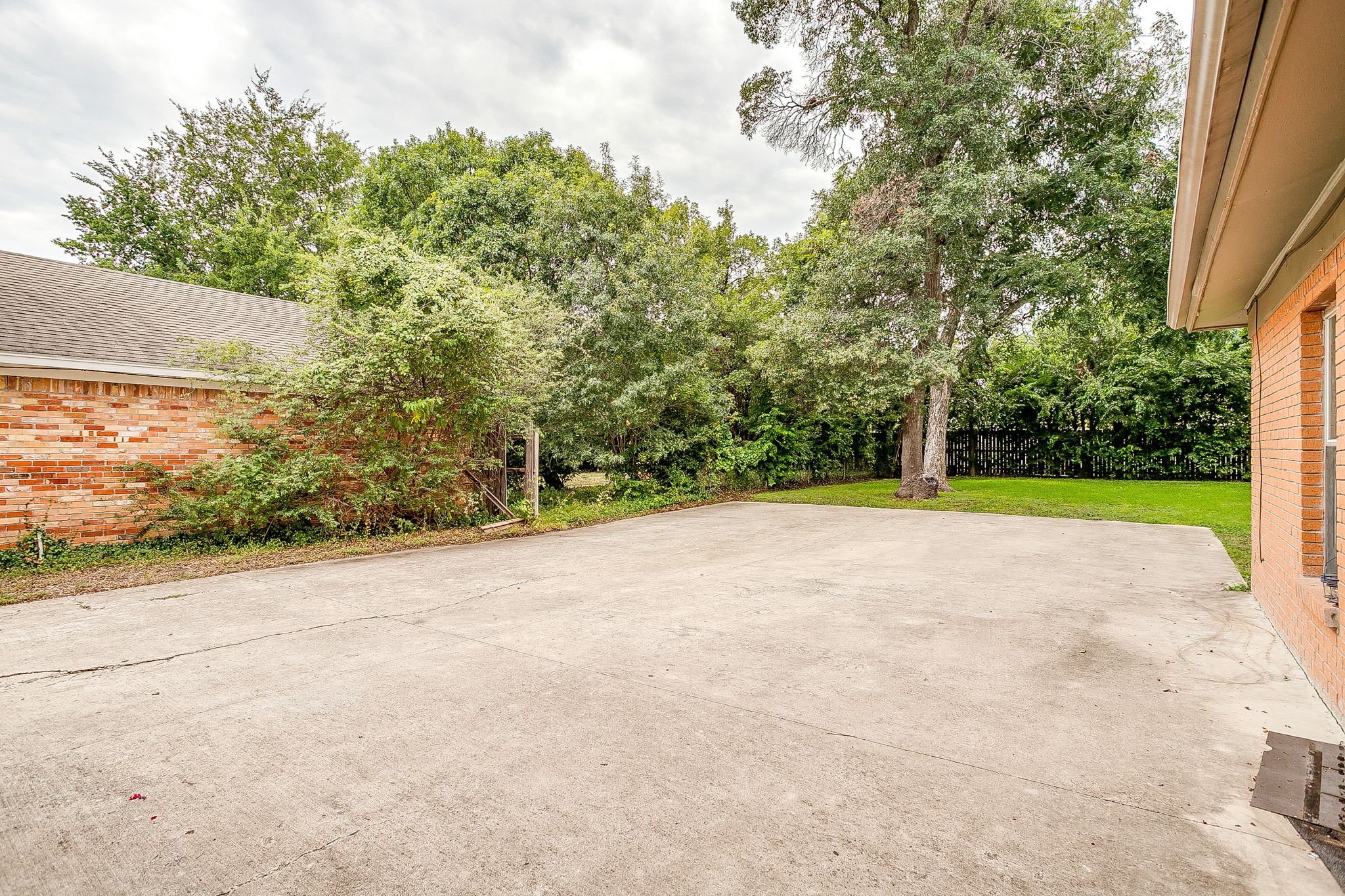 3704 Jeanette Drive Fort Worth TX 76109