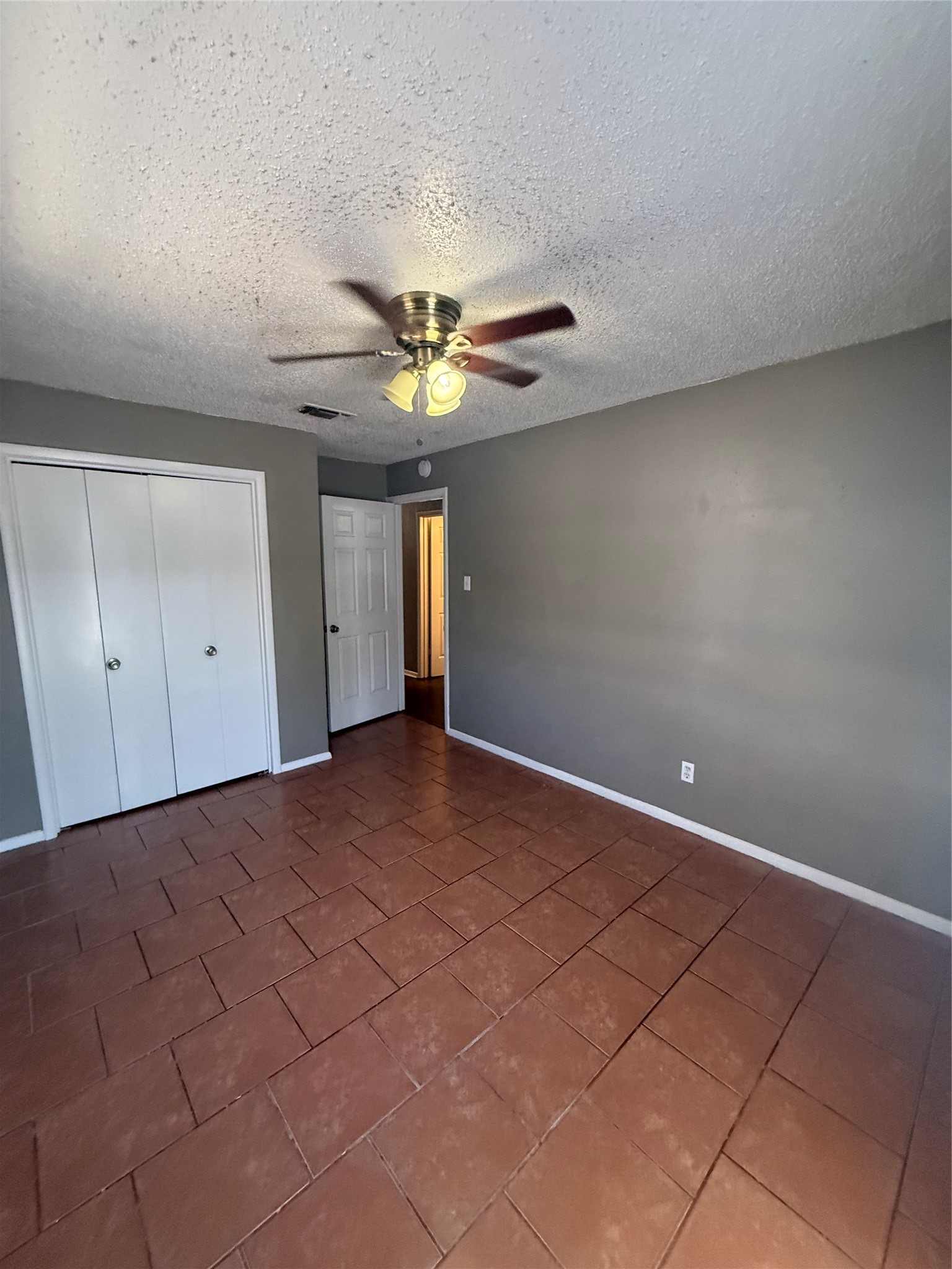 708 E Pecan Street Hurst TX 76053