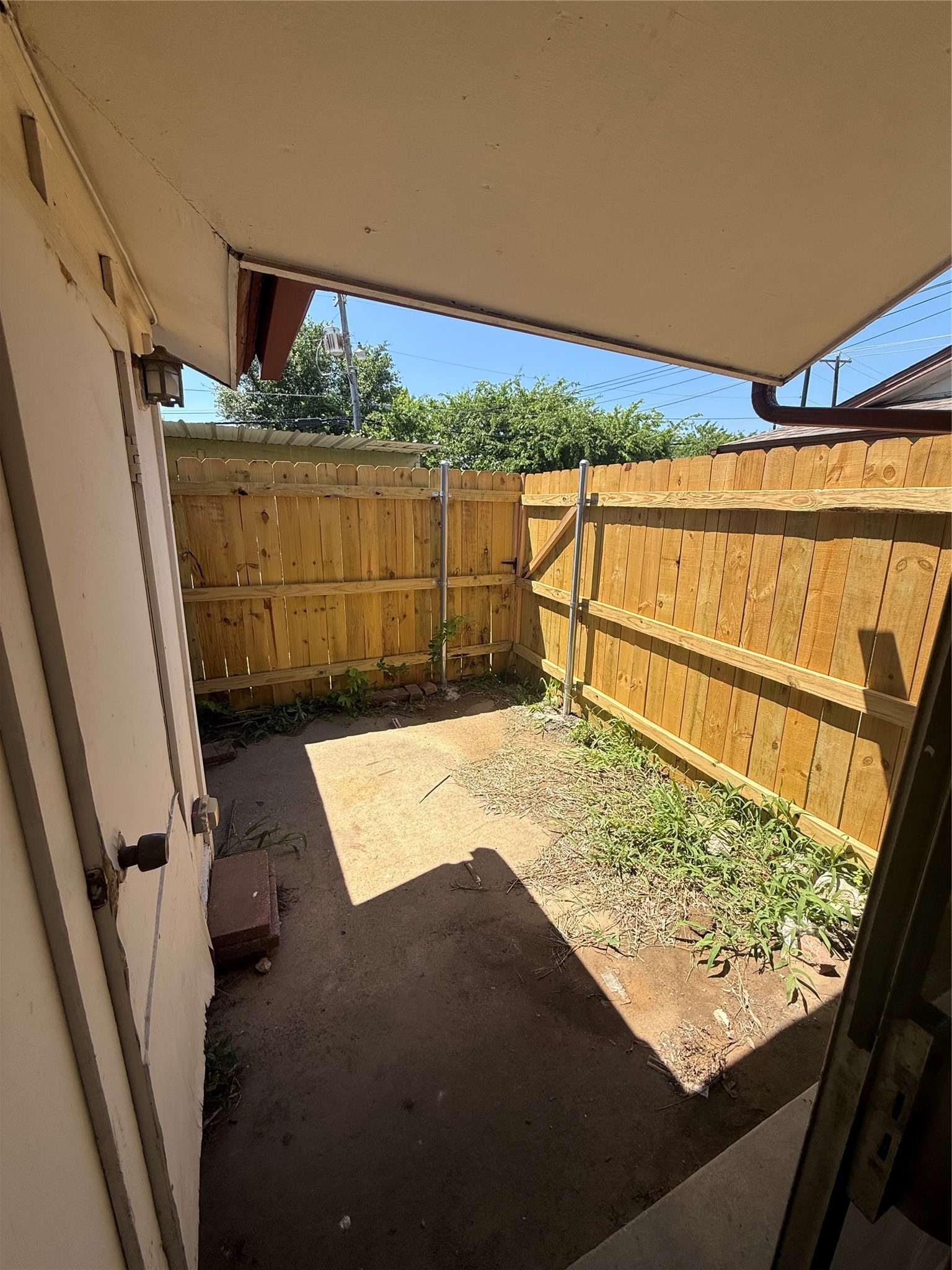 708 E Pecan Street Hurst TX 76053