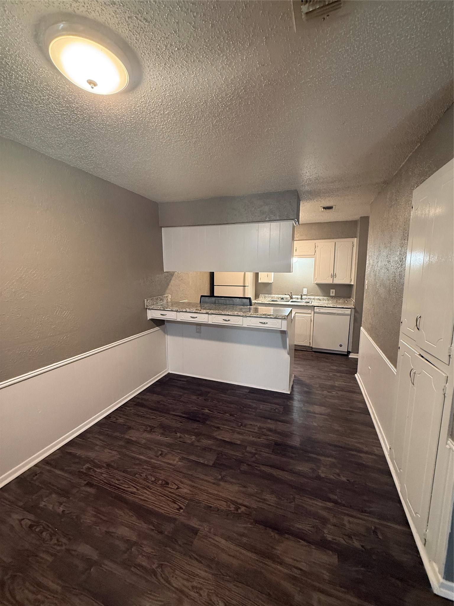 708 E Pecan Street Hurst TX 76053