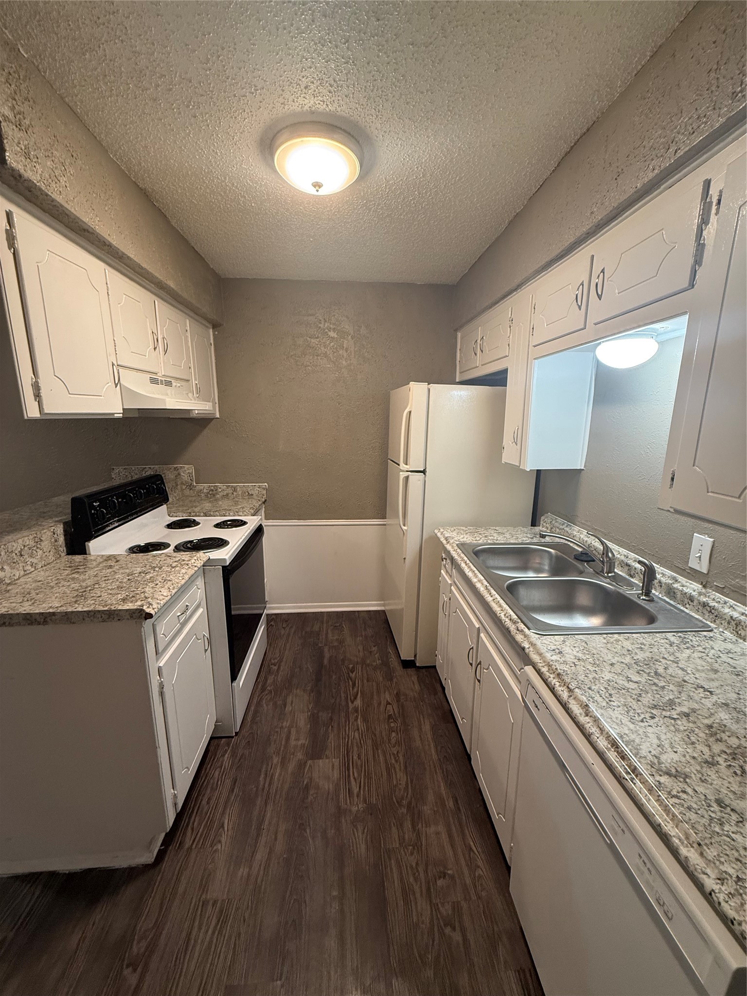 708 E Pecan Street Hurst TX 76053